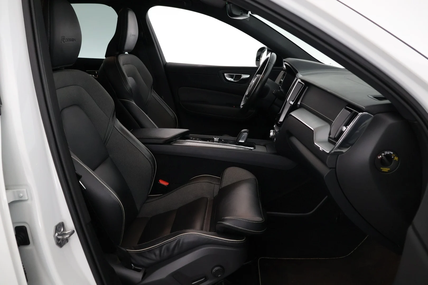 Car Image - 7bXjli0mopH52kX9juGS5A