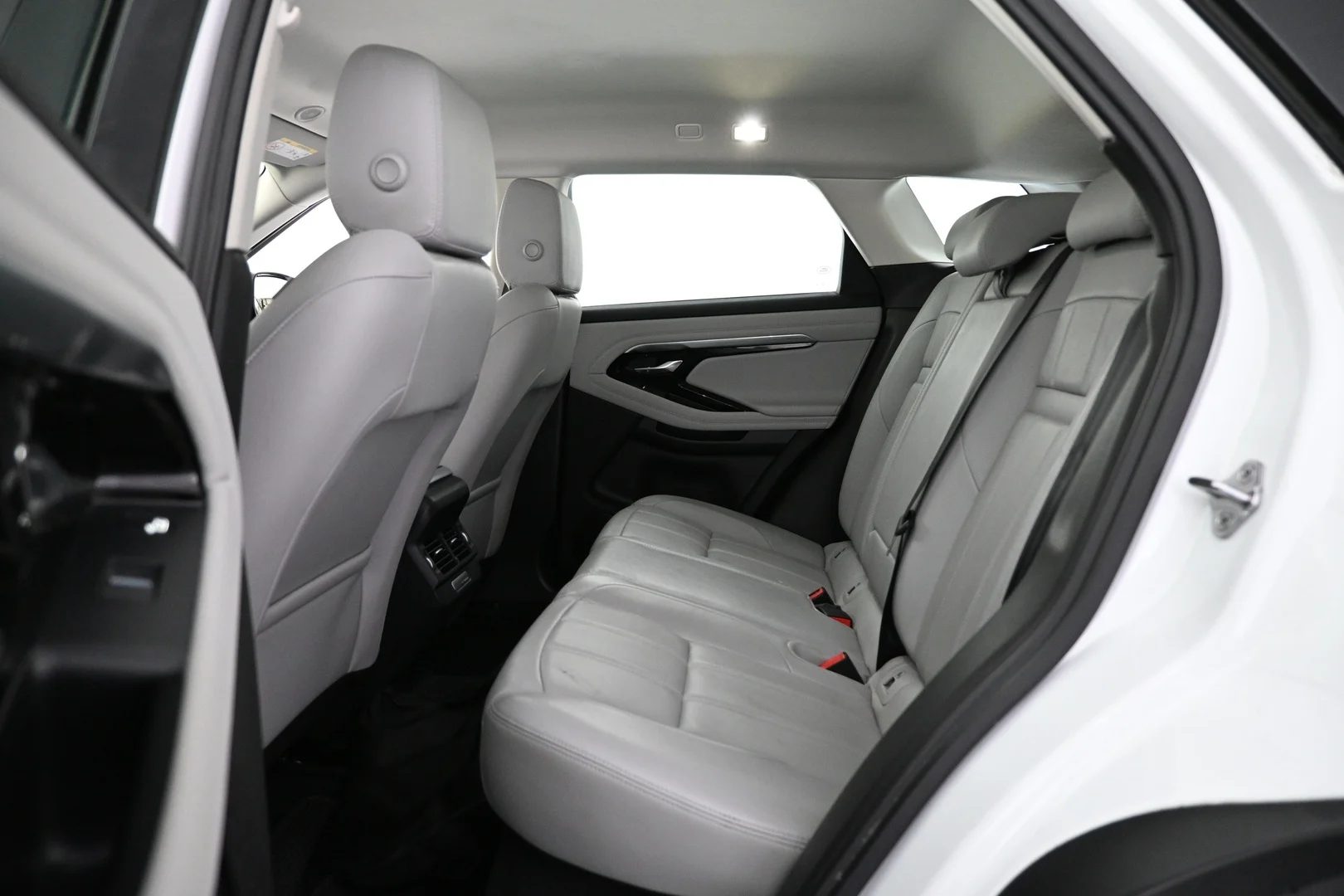 Car Image - 68WqoO4qMJYq60oUfHFUJC