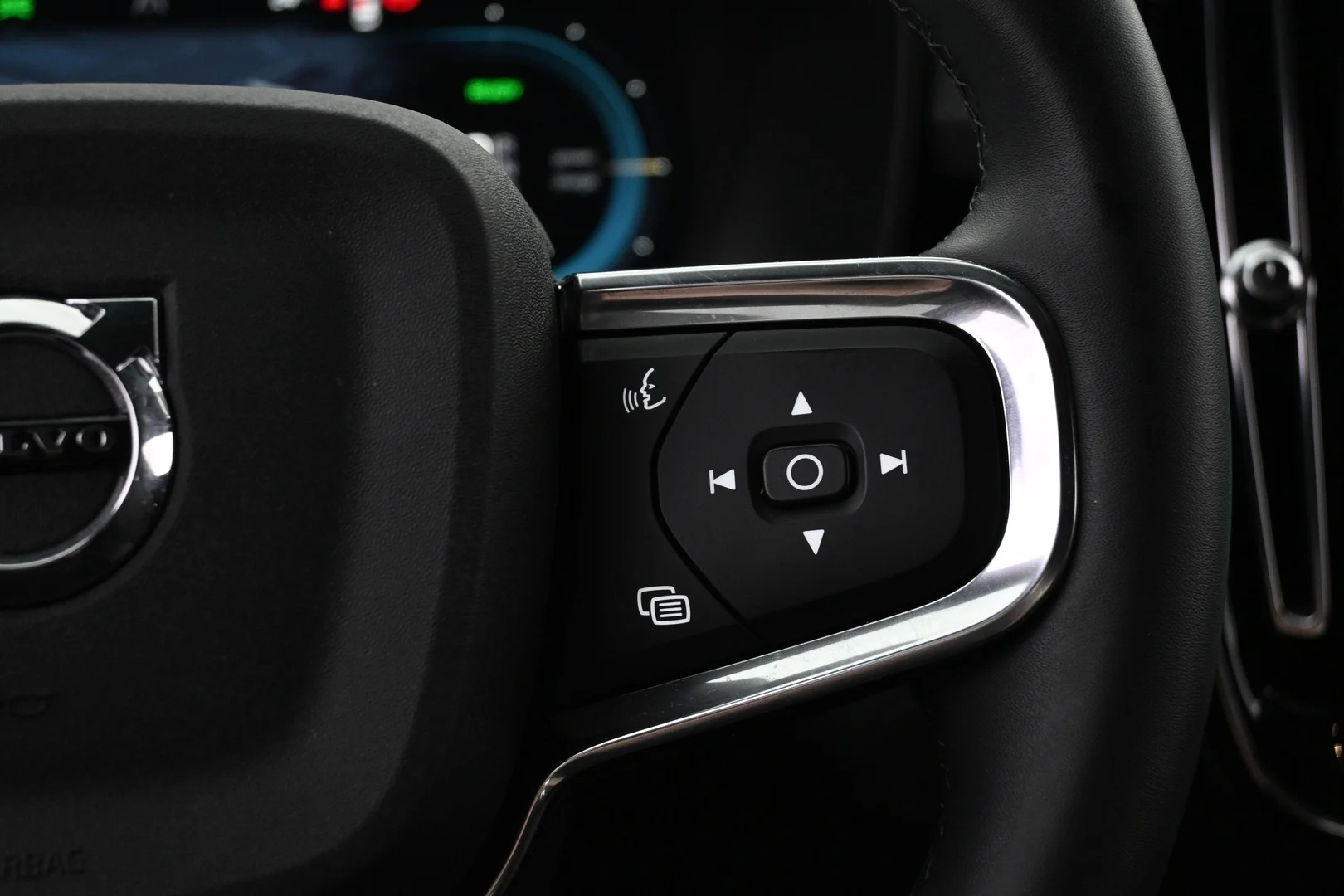 Car Image - 2GzAIsspGbOstewQnpMLrL