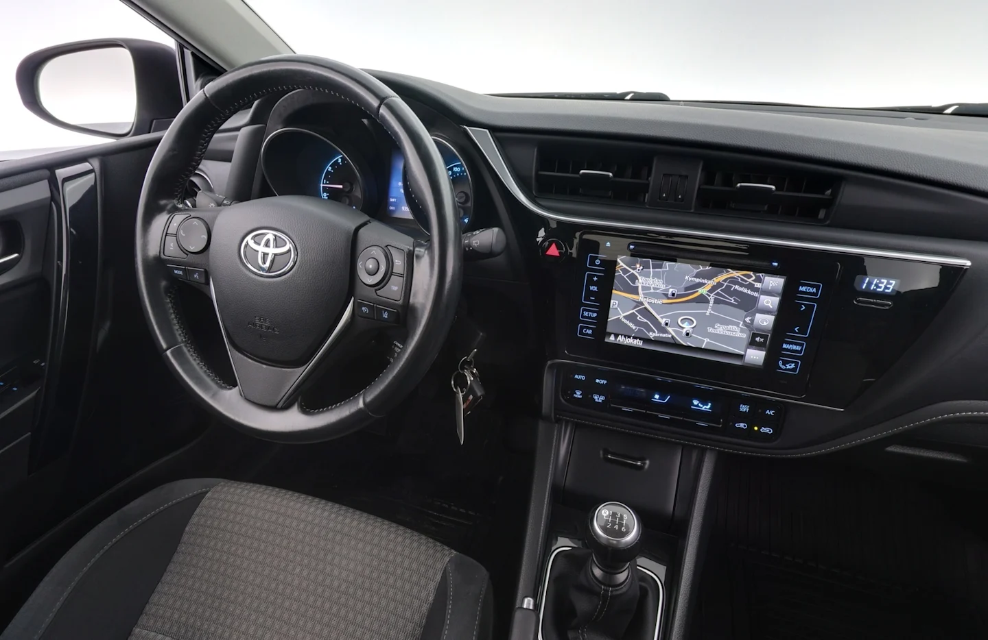 Car Image - 3dyTivQyV4aZX7KtR18IL5