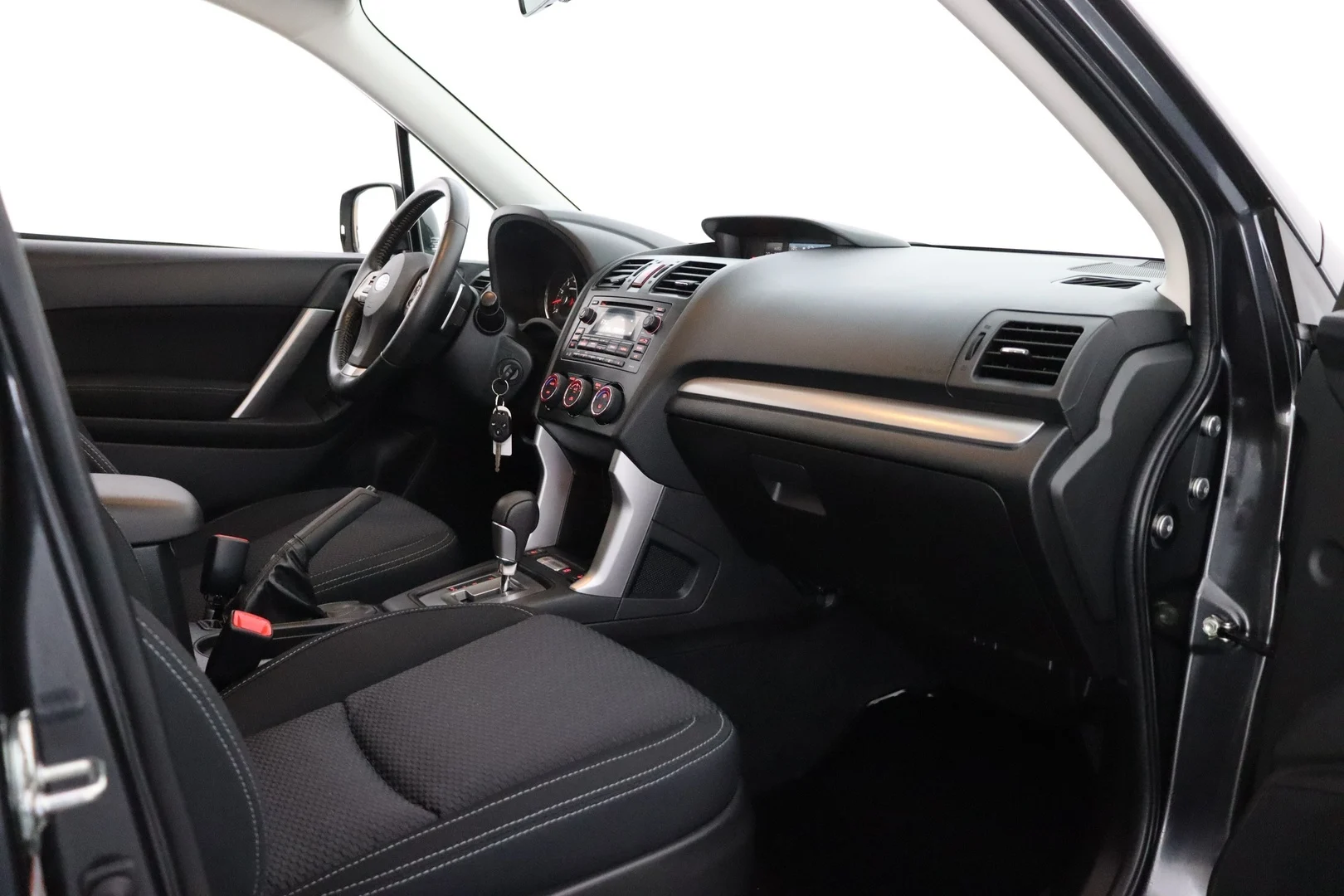 Car Image - lgxYfdDB1fVkjAHHxAgi1