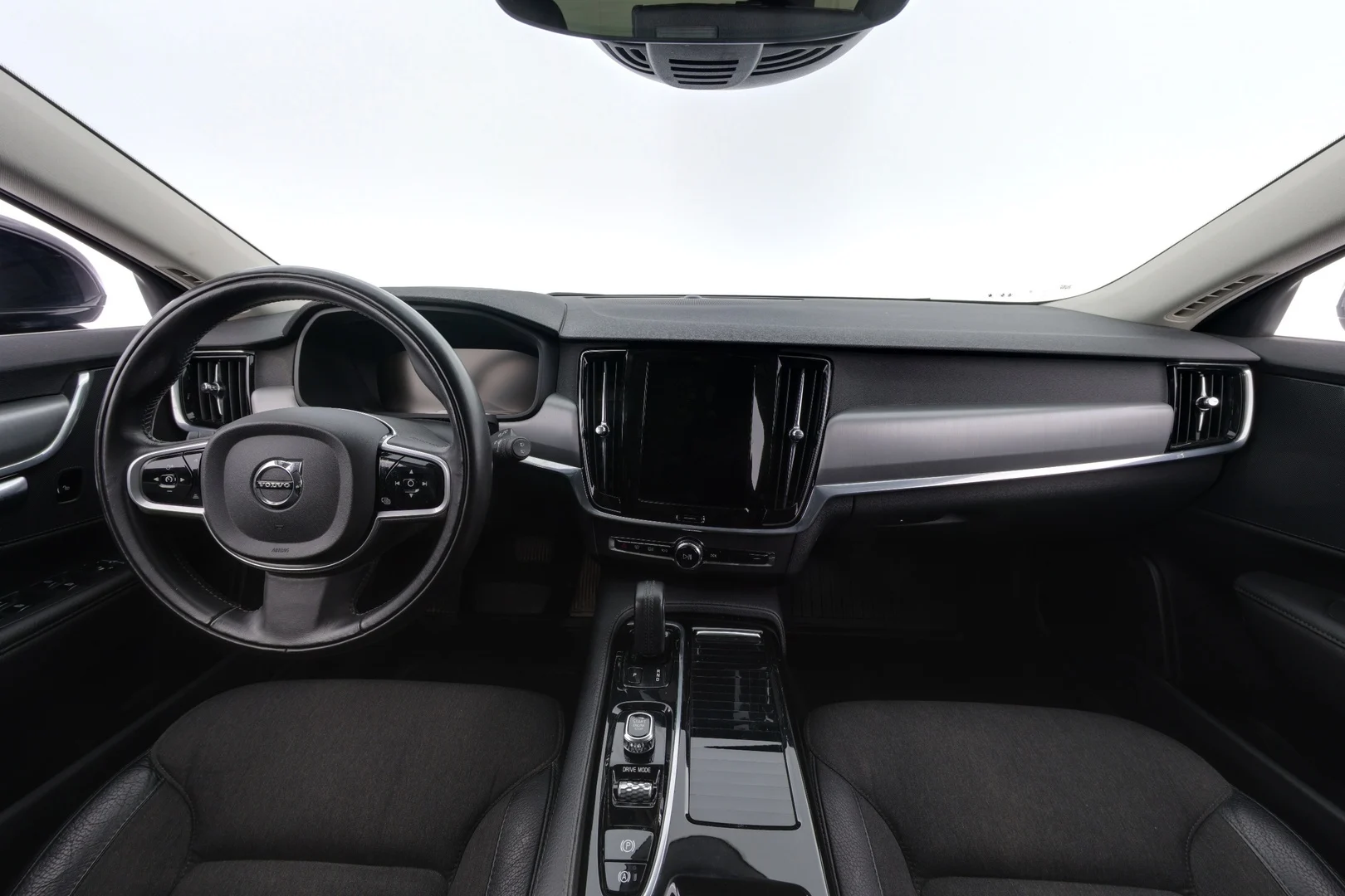 Car Image - 6ZwHyYfMD2eRlBJWxh2dgg