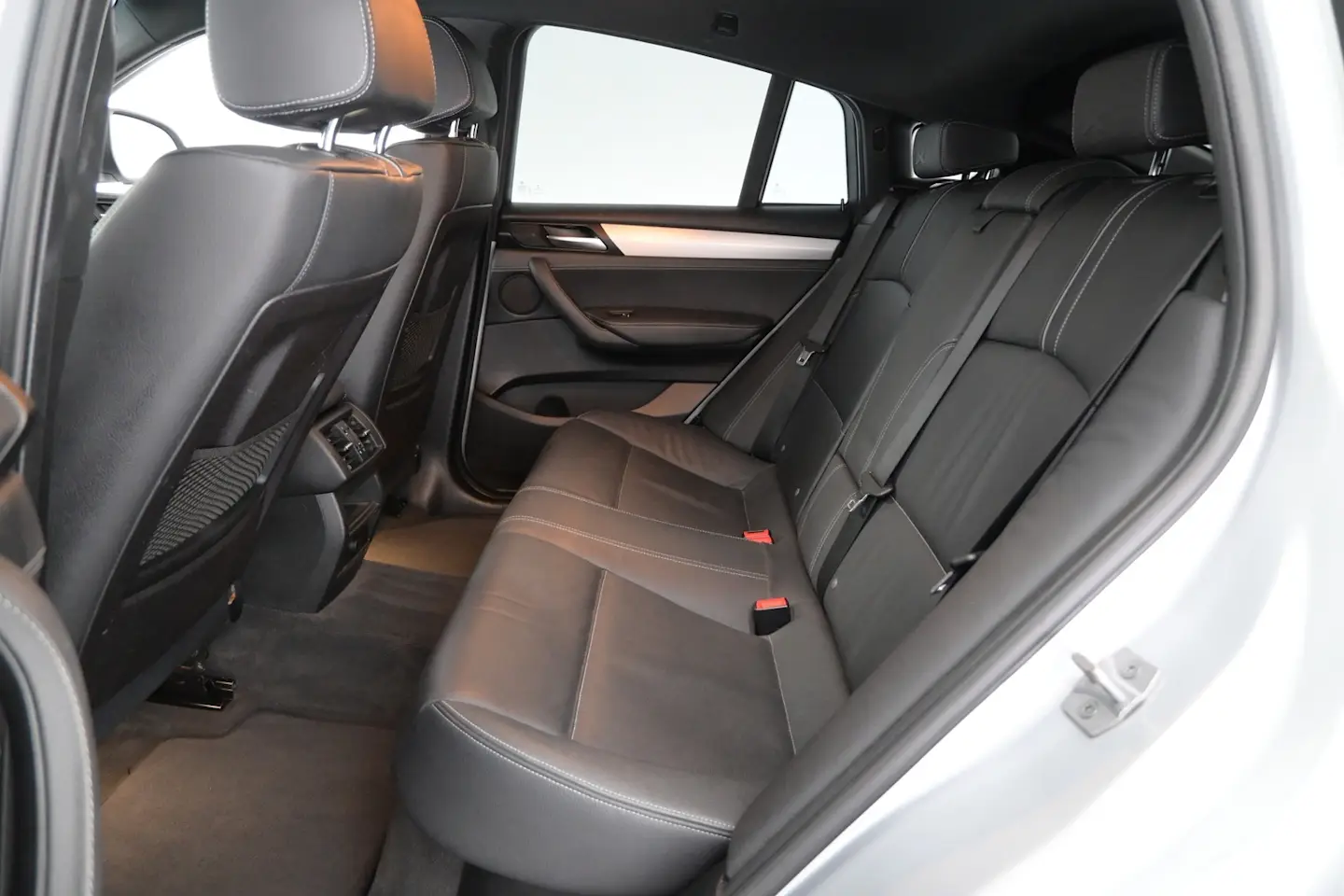 Car Image - jaq1CROSTet8S5oX10YG0