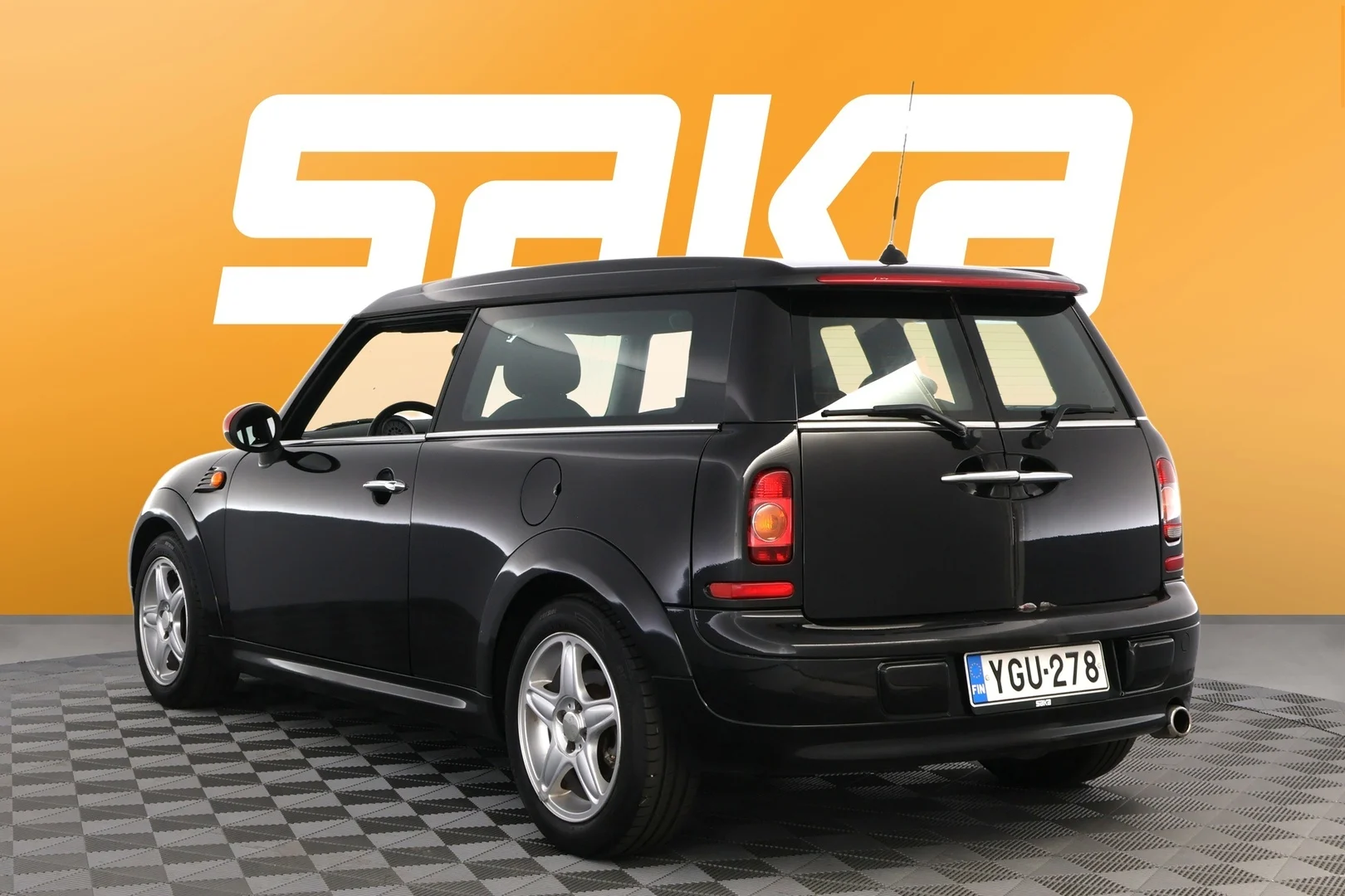 Car Image - 2qbmK8GrgKxNA3LpxVz76I
