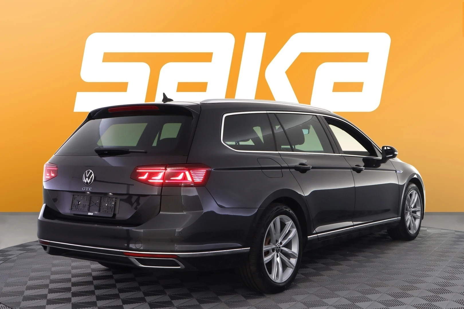 Car Image - 63Ew2Qqbgda5EmVkZV22ju