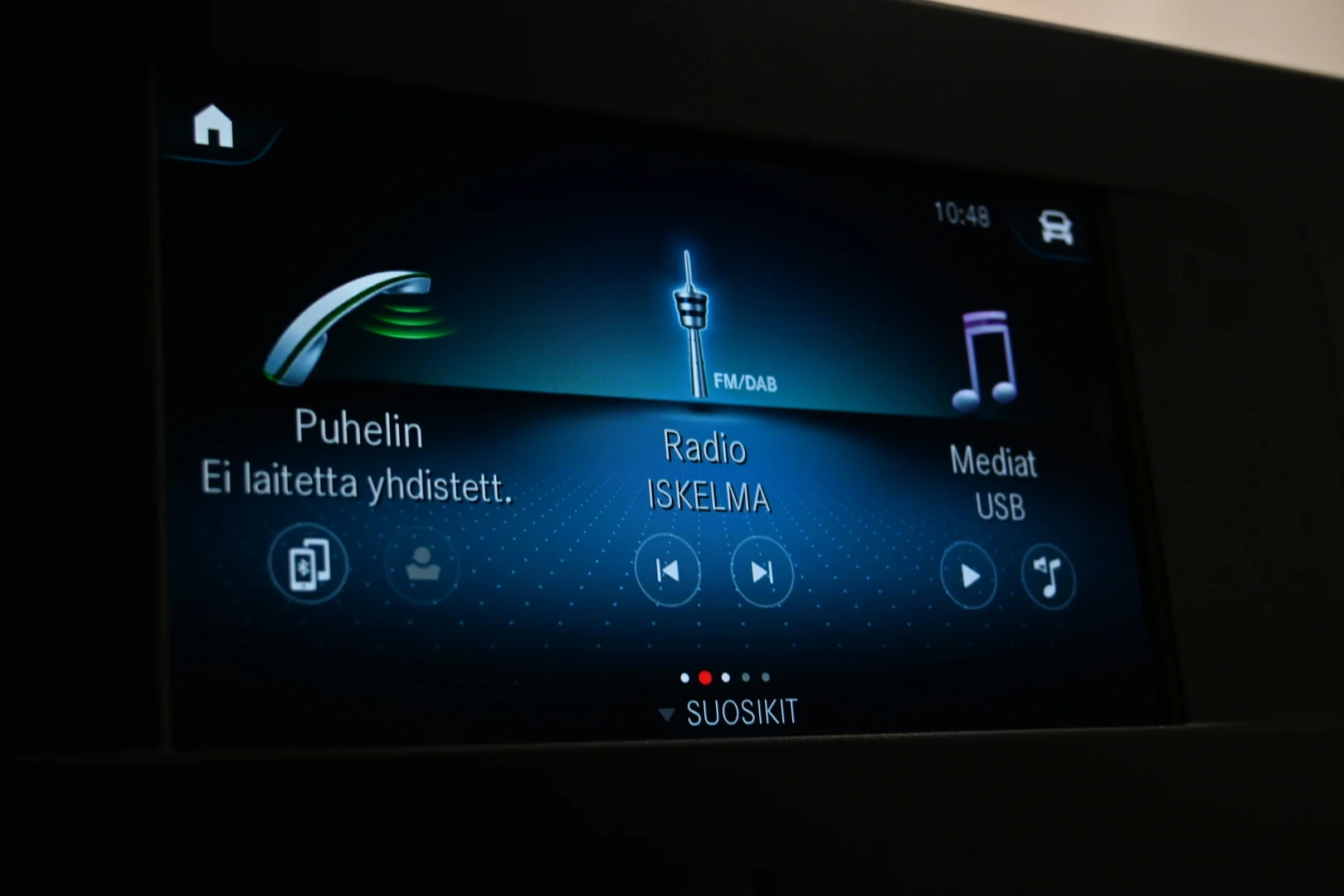 Car Image - 2vzqsaIVLKqSIltqTGD6Q8