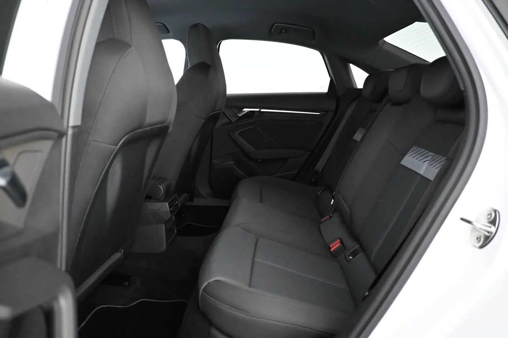 Car Image - 5JkbNJsACABs4EvYqbKWEU