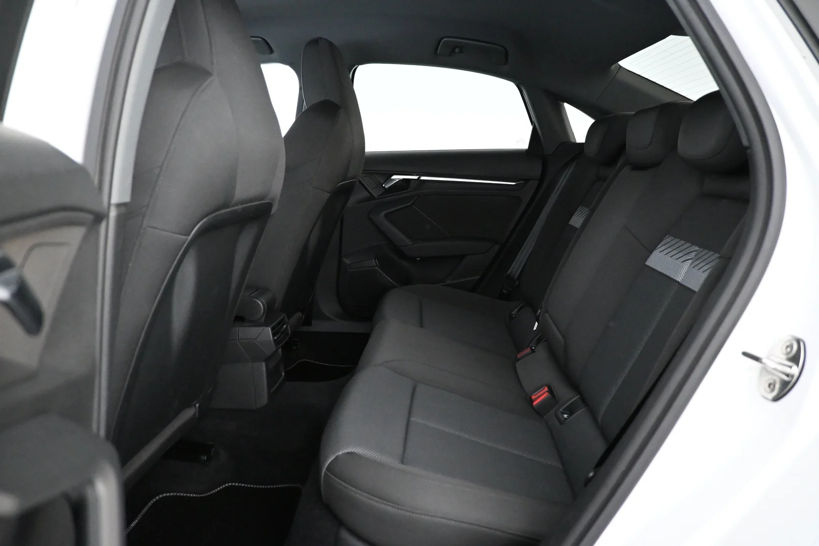 Car Image - 5JkbNJsACABs4EvYqbKWEU