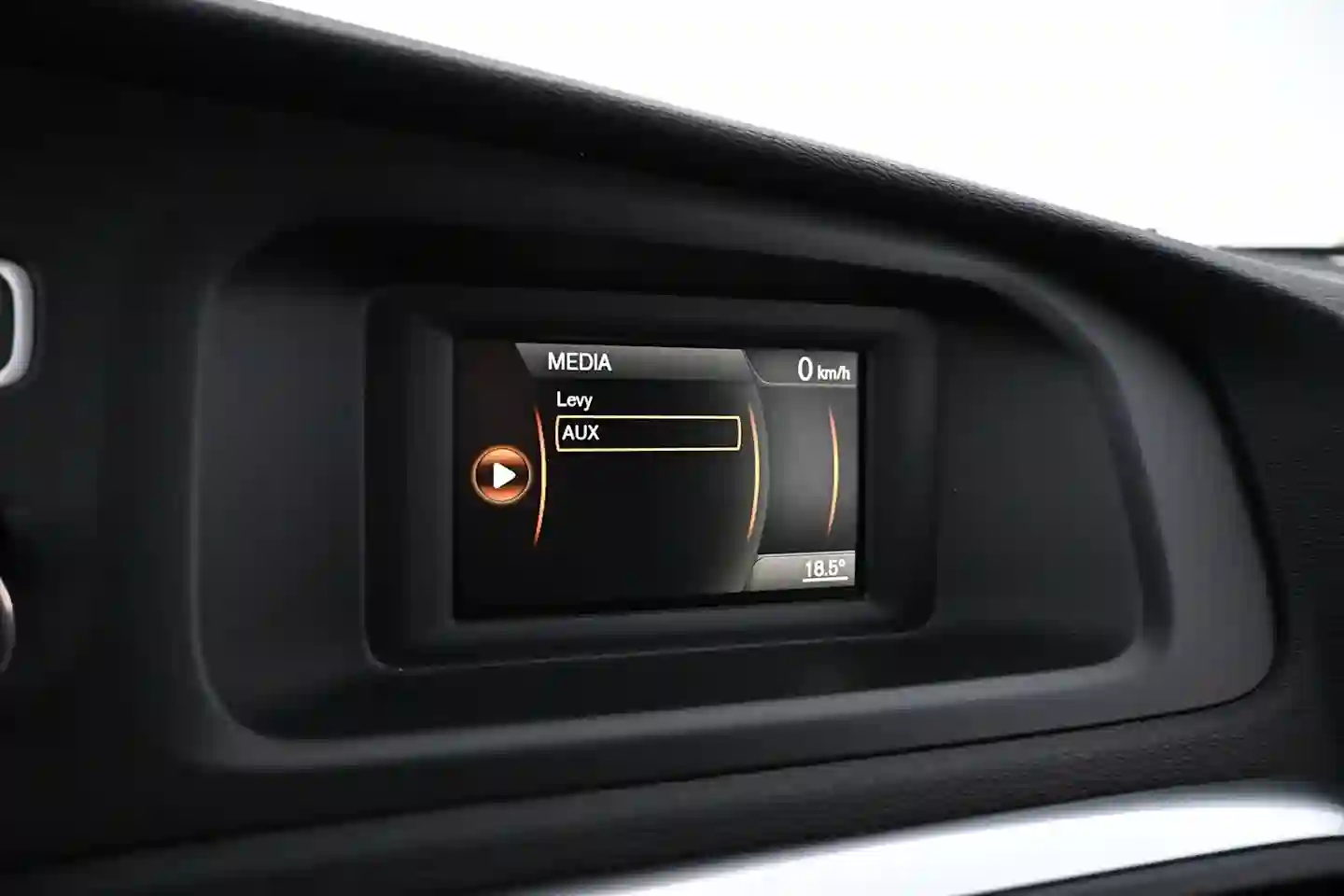 Car Image - LNzkCzCXklhxOcVxVBqCN