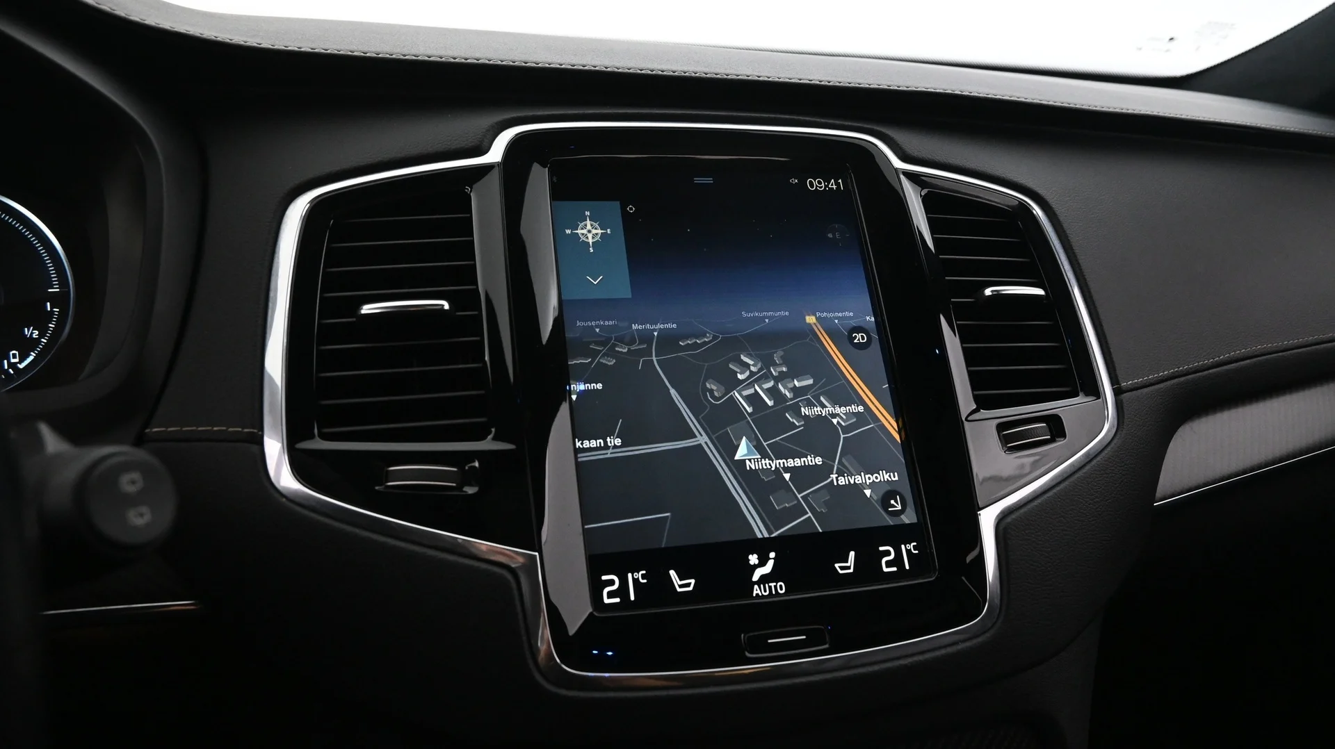 Car Image - 53QRRrm5nyxEyptJ8X46OO