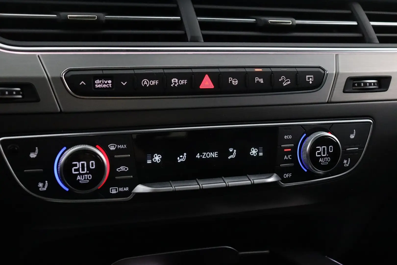 Car Image - 3EyzQnf7t201rDR68M1k35