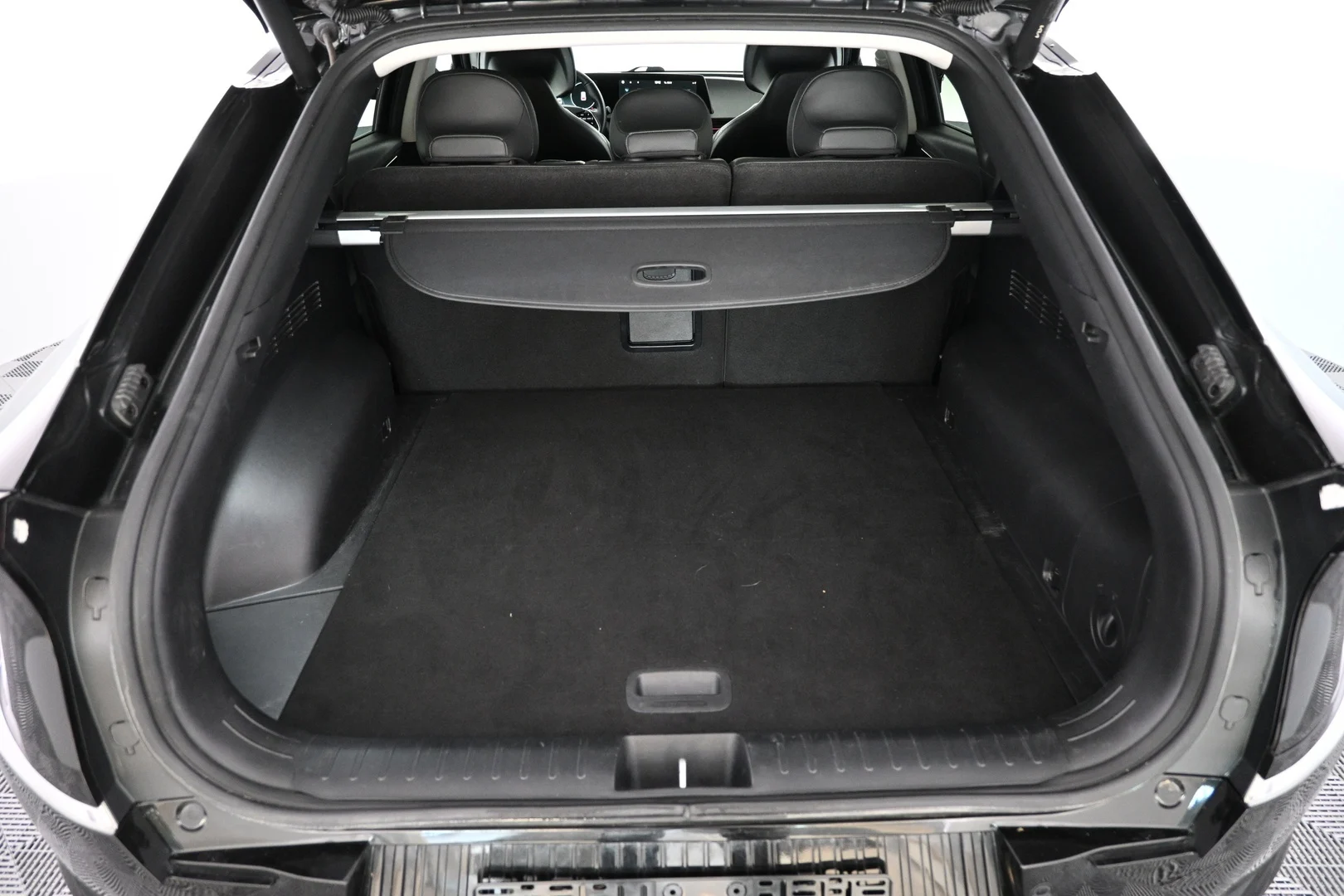 Car Image - 4uchayB5s6y1fIMJAuJCzi