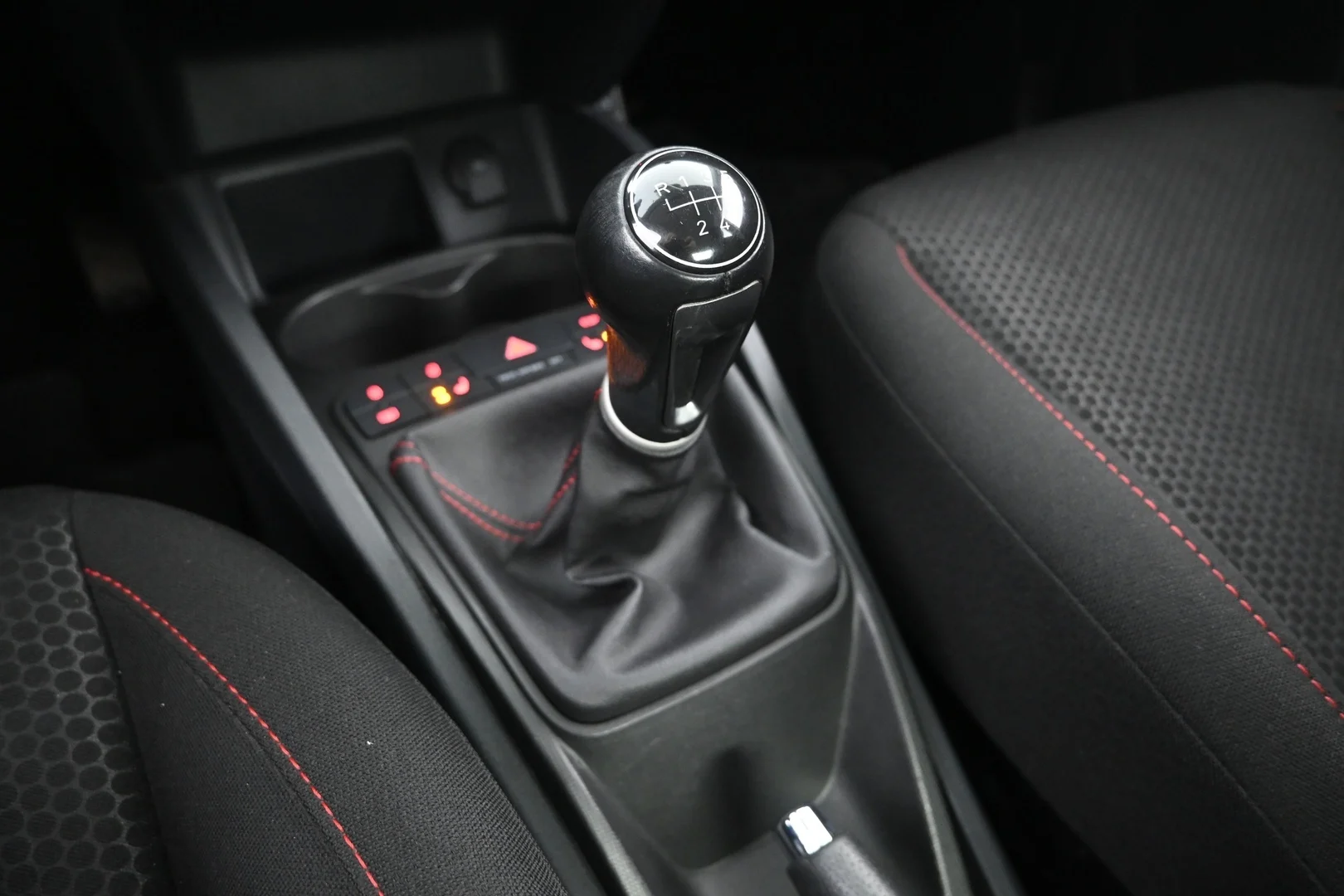 Car Image - 5dtHuUwIjnYxjoJY26c6ti
