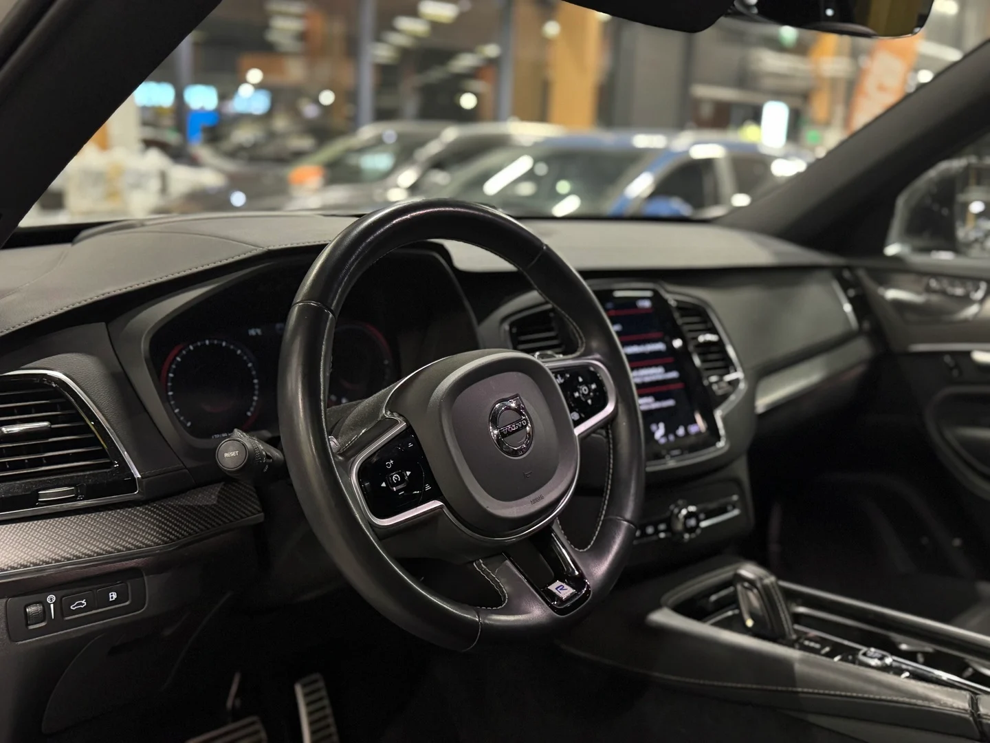 Car Image - 1Lwvbtd7SEDx8hENcaVgSB