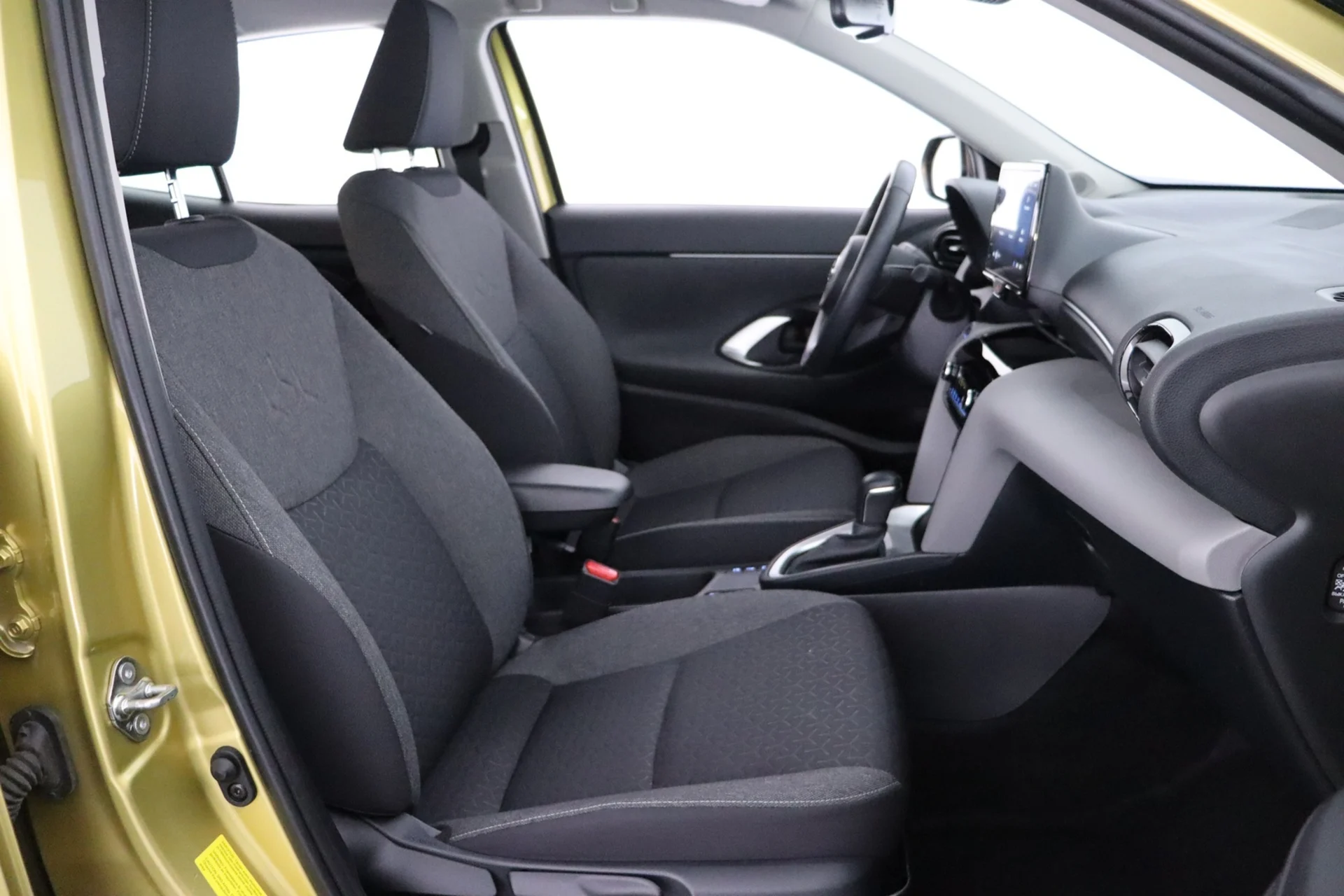 Car Image - 3NG0A74yxhmsk0lgjnt9j3