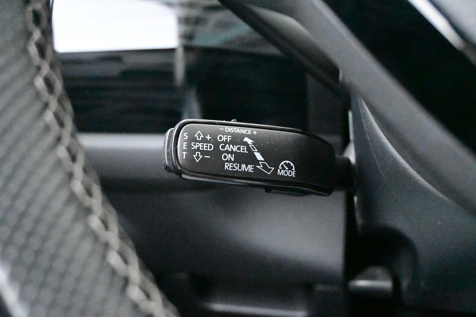 Car Image - 6PUJsTPH1ik7dbEvHgATuY