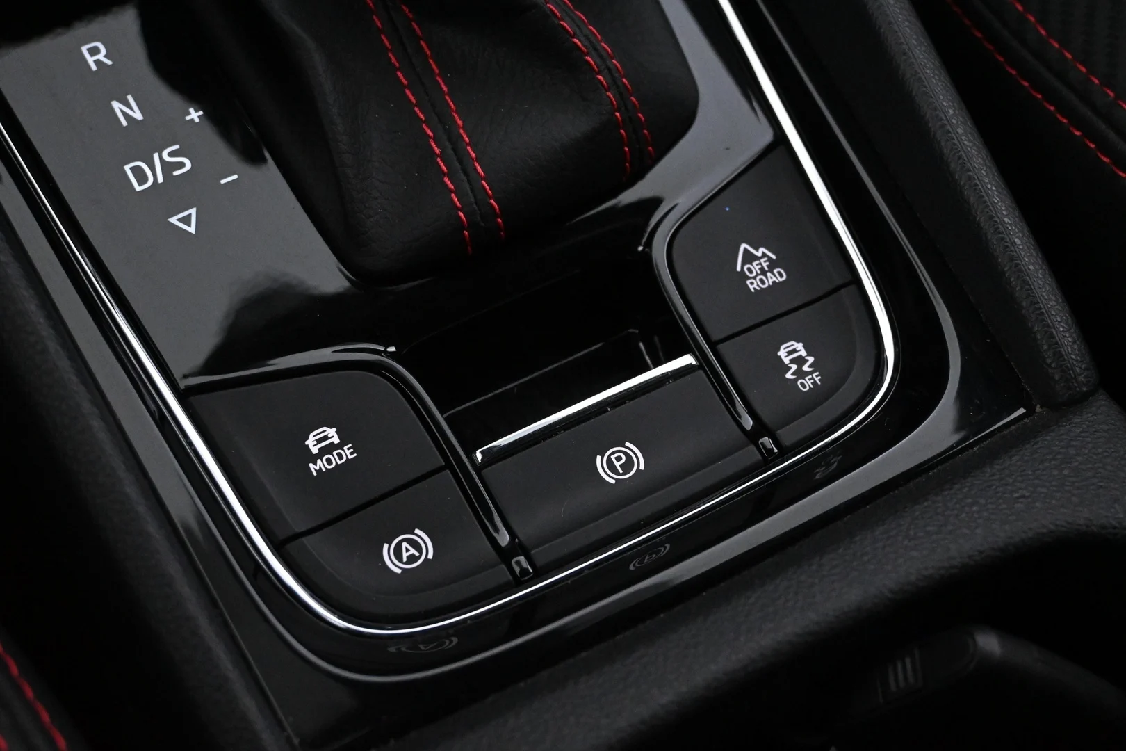 Car Image - 4kWf4DLbzT6Cdh8F7LGxhS
