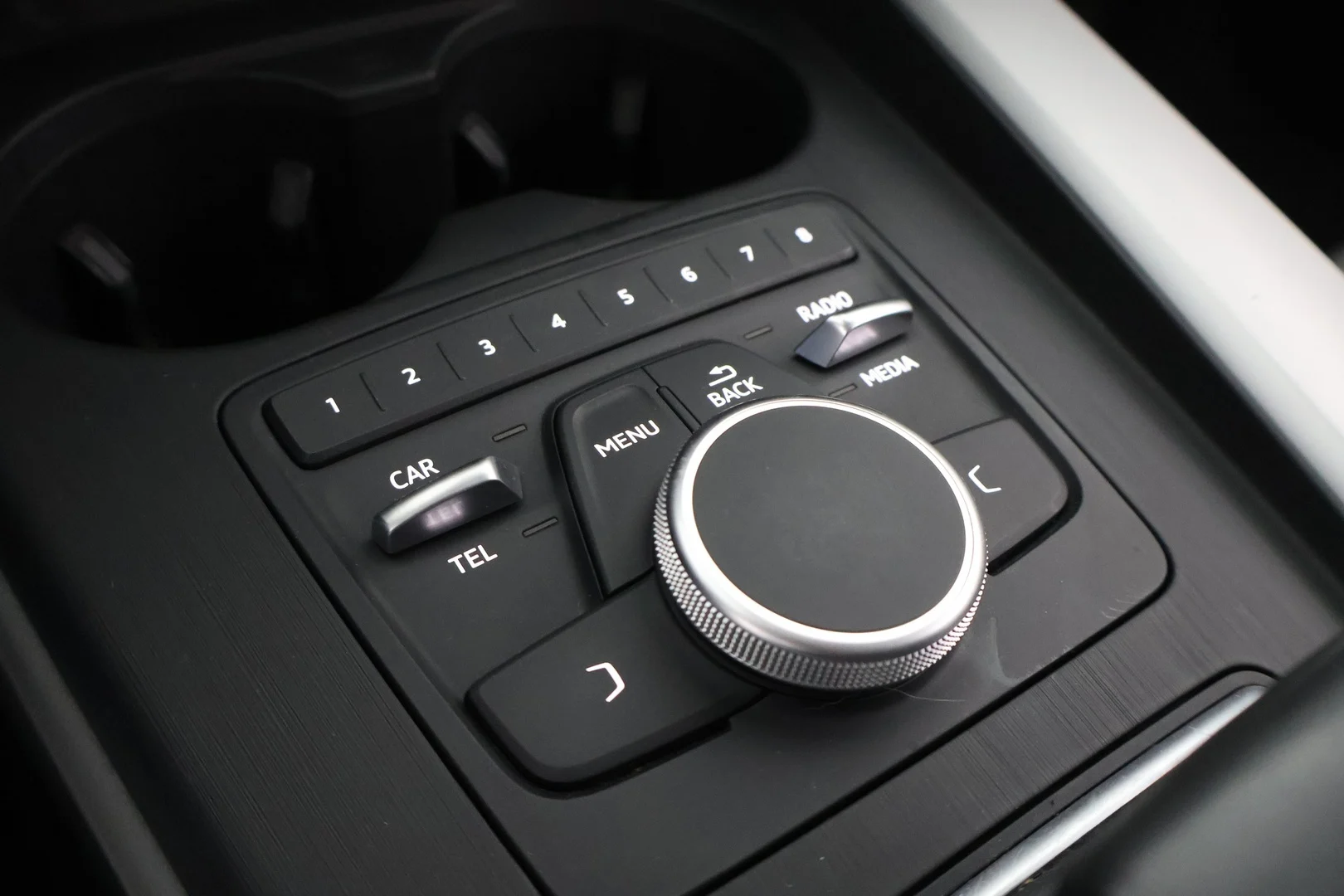 Car Image - 5Vj8qcoHf9HzhnQhavp2CI