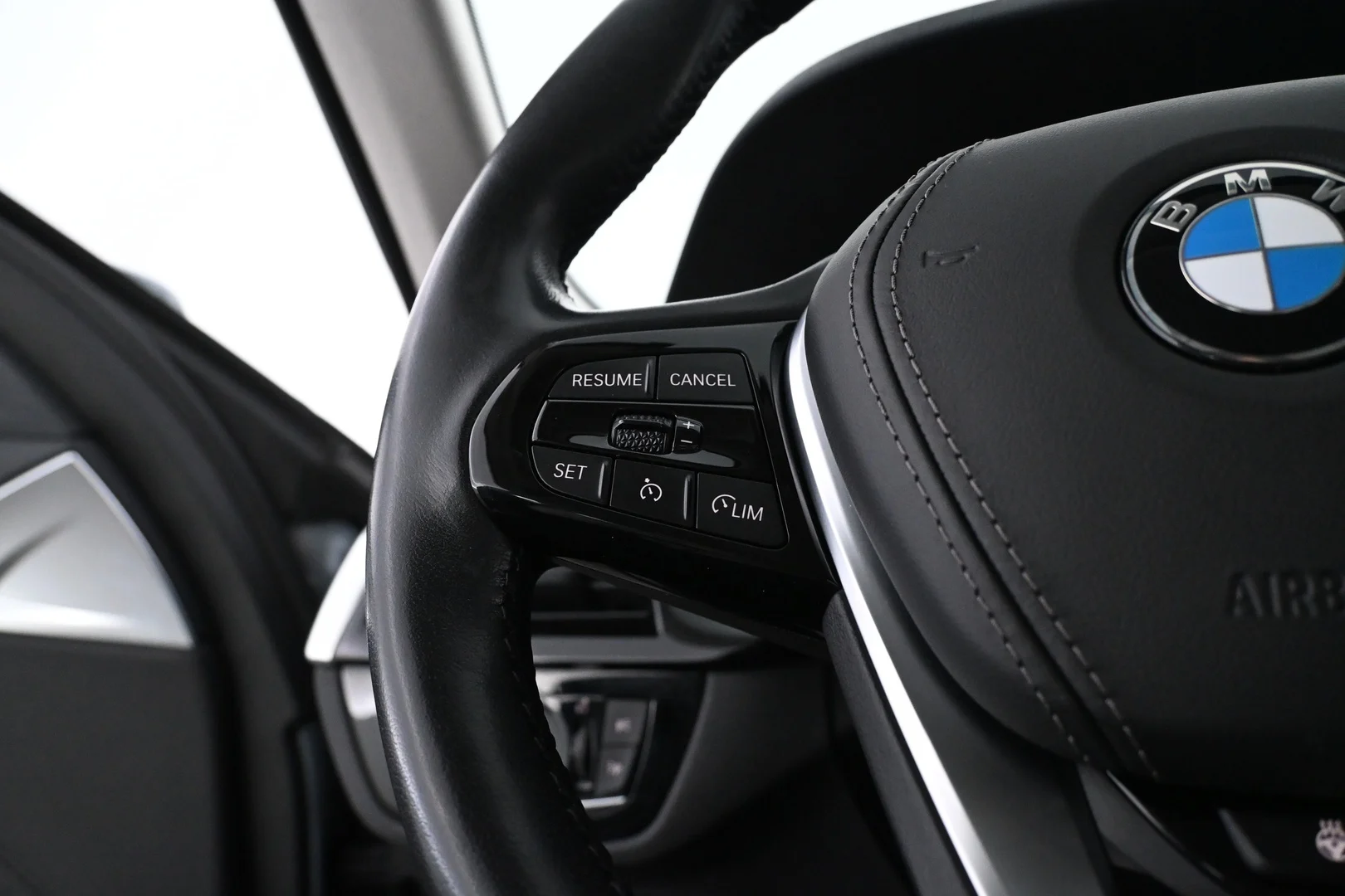 Car Image - 3YoNtDr6zqFoGACbyY2AQS