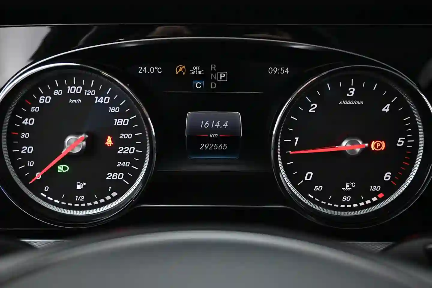 Car Image - 3IE0saZJOwIe47ioD0UjPC