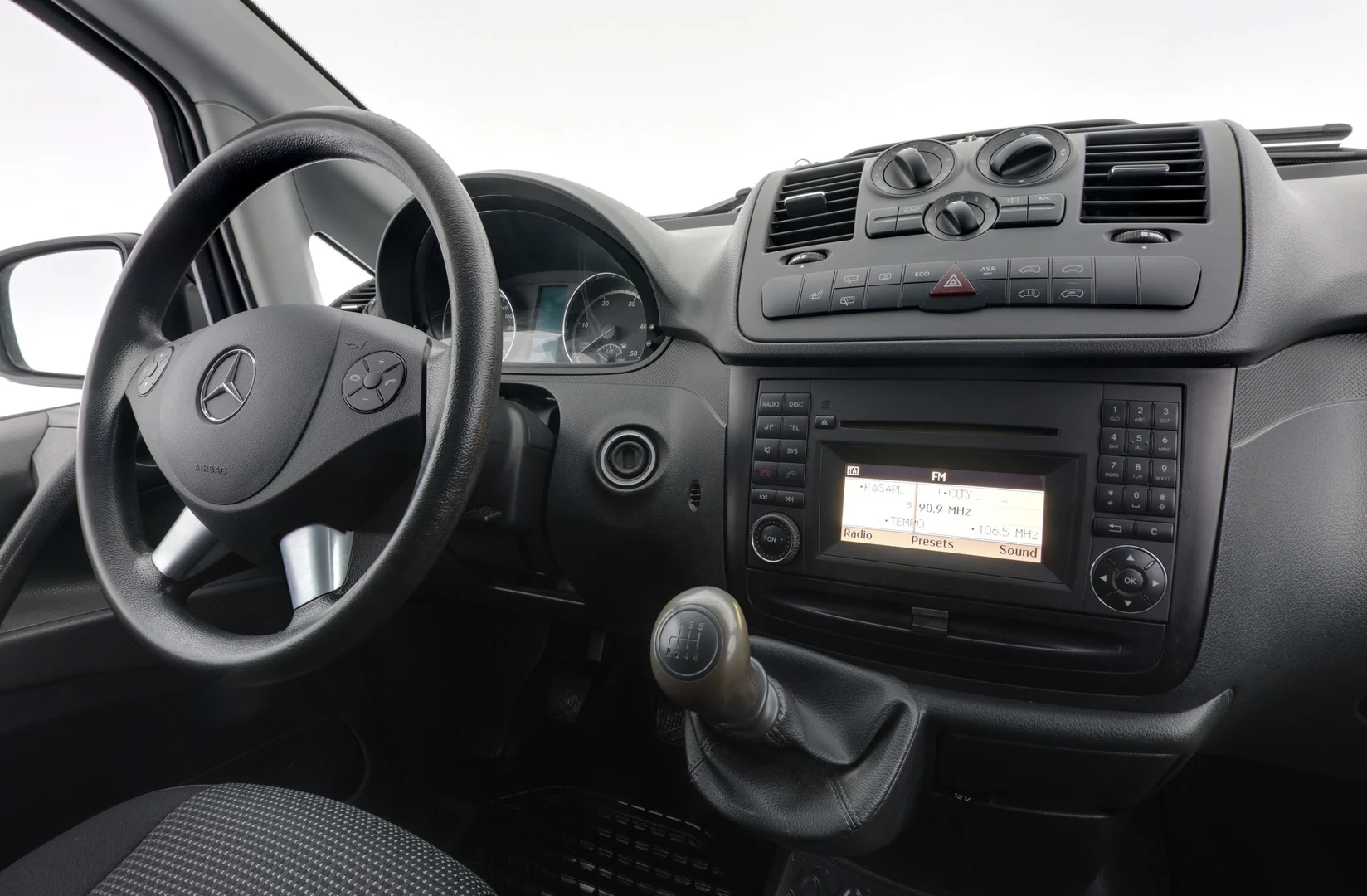 Car Image - 6G9lgrT3ZFz5e0WiCyknDD