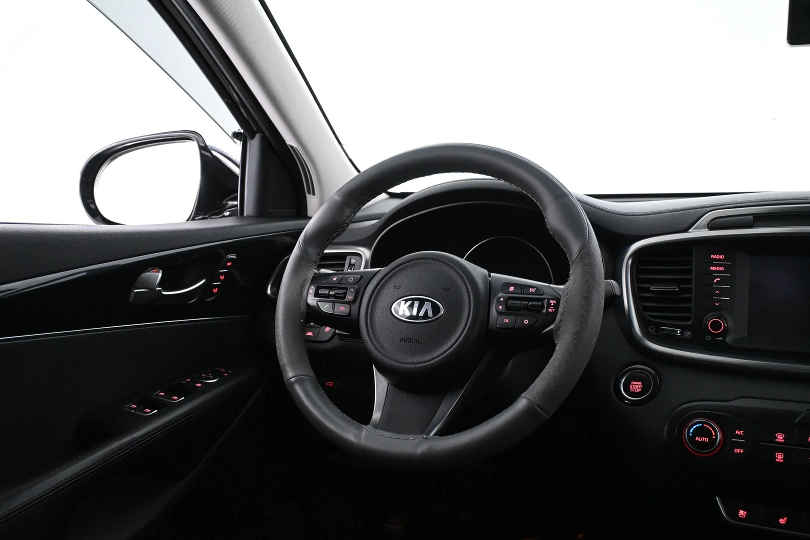Car Image - 7aIsUShPyGPIqt3Cn77F68