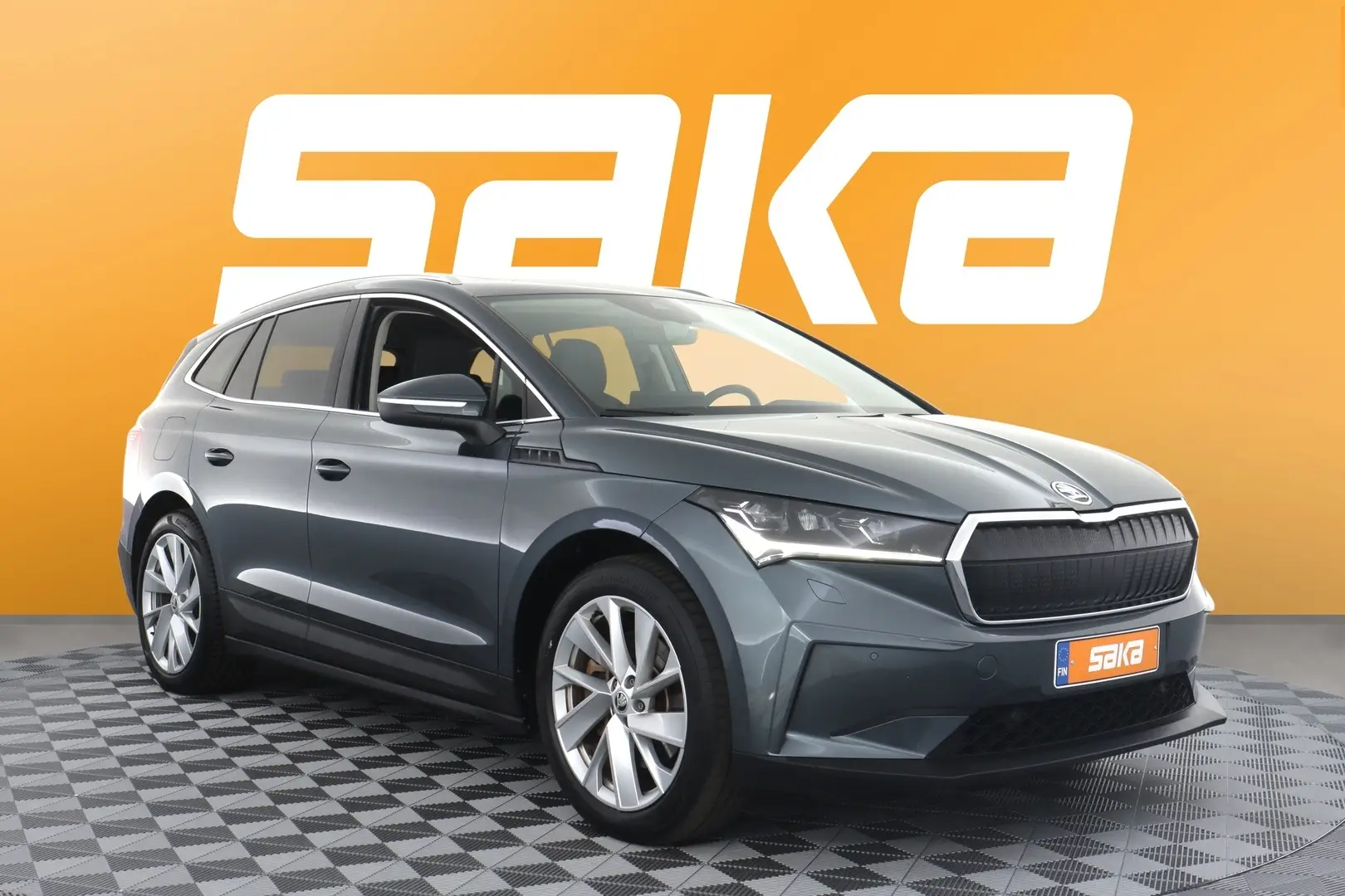 Car Image - 5ZU6b68Dx6qH8kbUcgeGJl