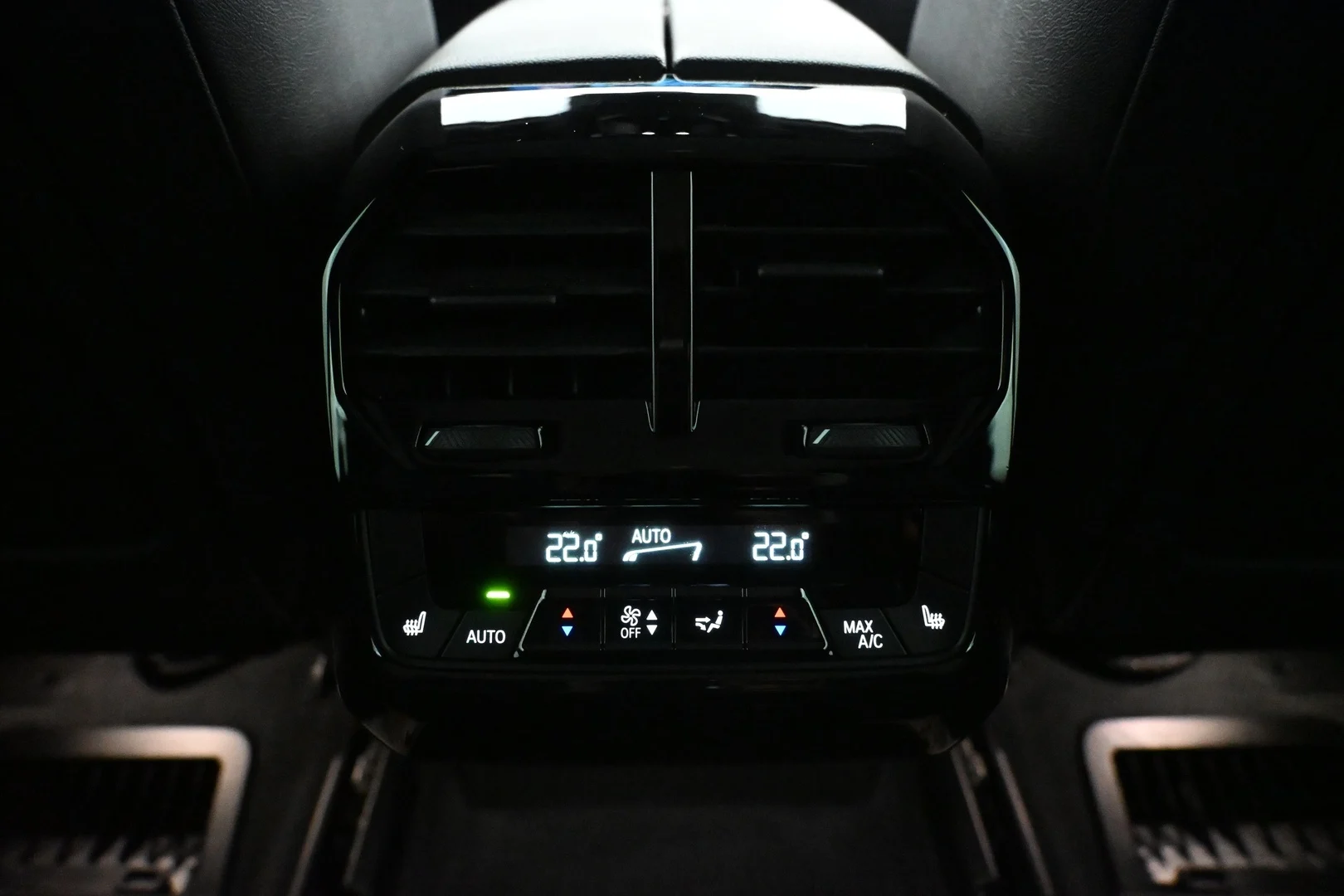 Car Image - 2IIB5GJQxsXedYSs4YZgZT