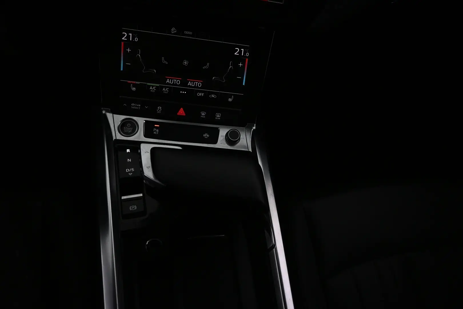 Car Image - 2jWGV5CrCGt59lnl5uqkQm