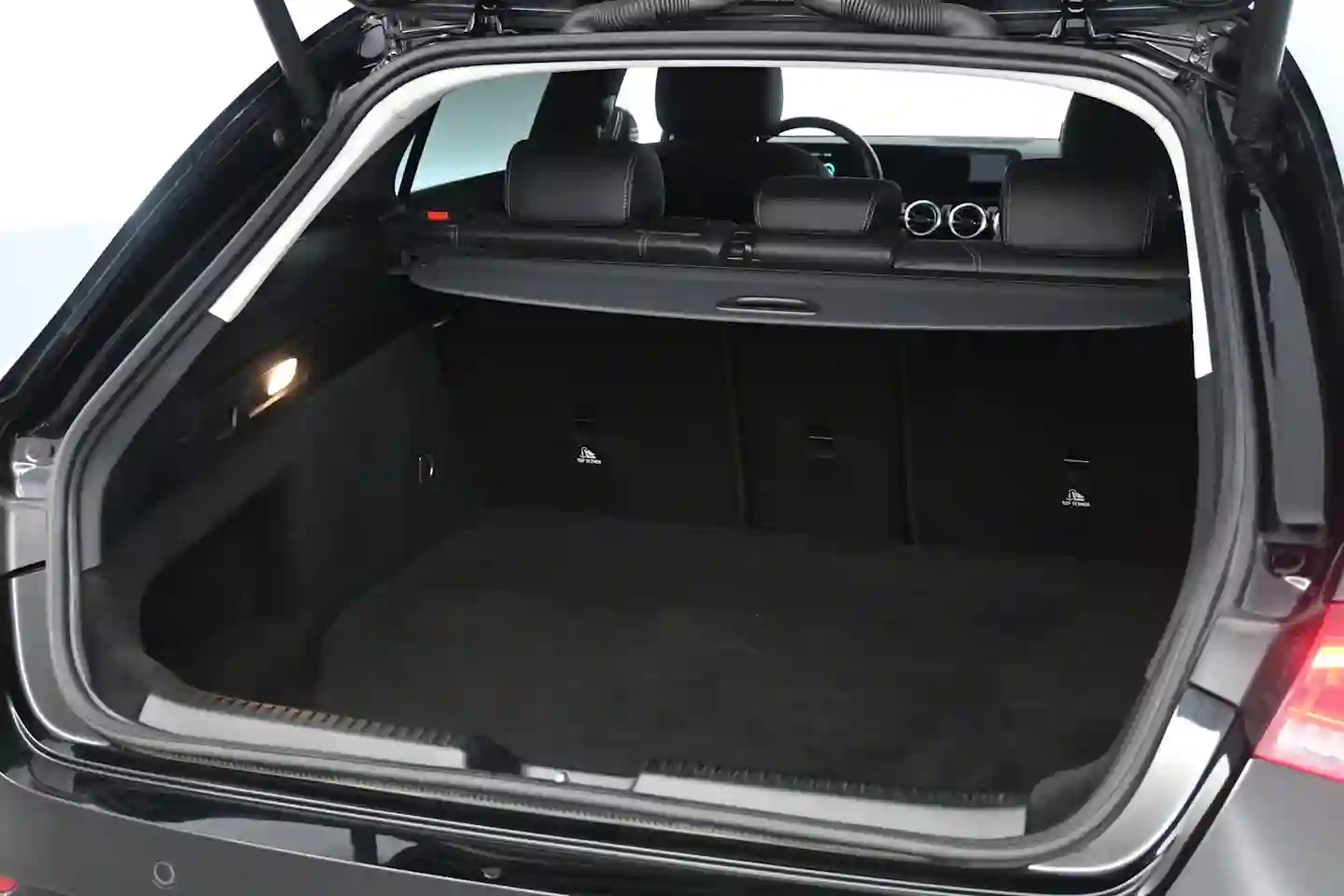 Car Image - 2GoZnysN3v2VwetC1suuLW