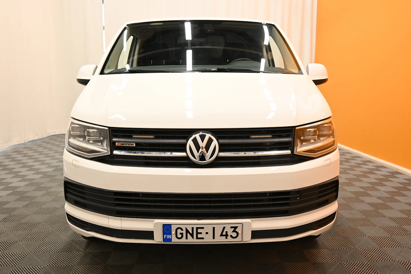 Car Image - 1S4RYQOeQbn9VoY42DLLKV