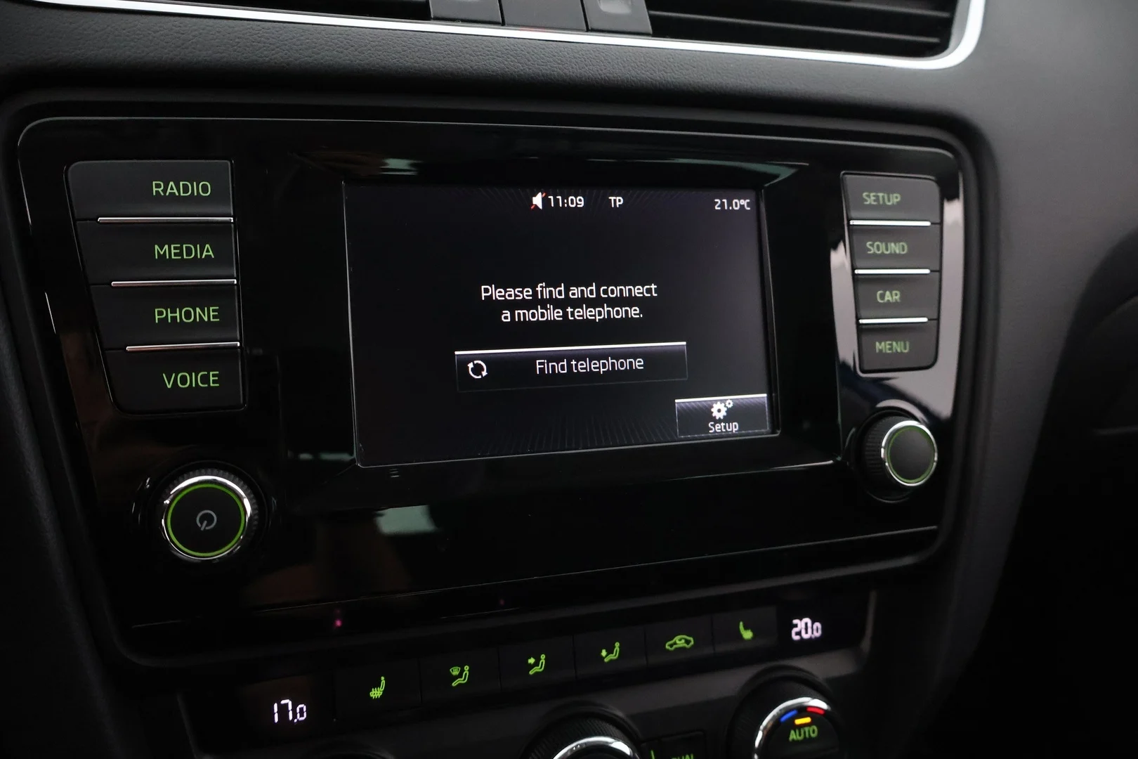 Car Image - 6Lm6AhTGhhcbybnQITl4iu