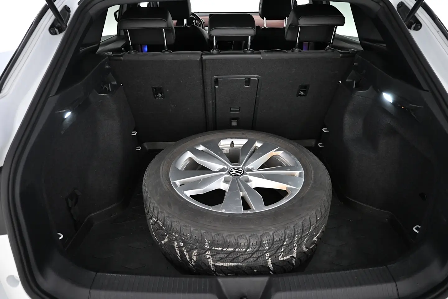 Car Image - 3wdsPyYld4IA0x7tkqAbMD