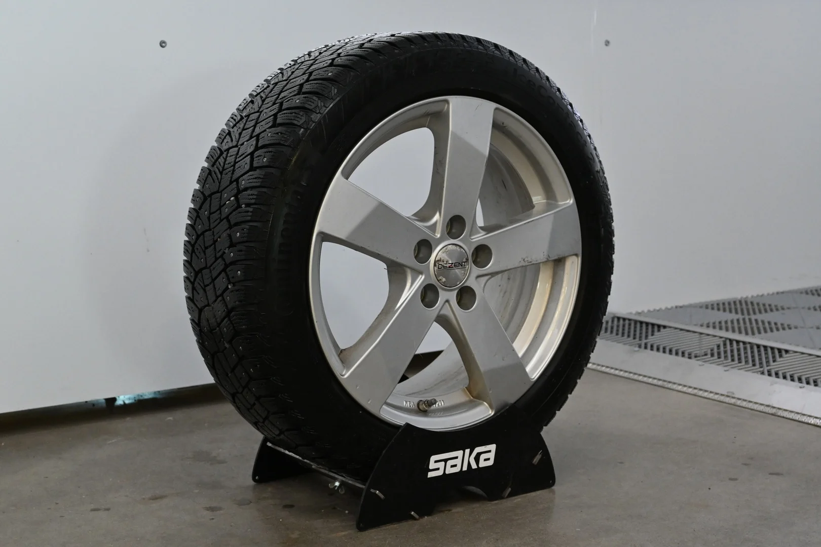 Car Image - mnJOK3obEsxXbRcEcwfnB