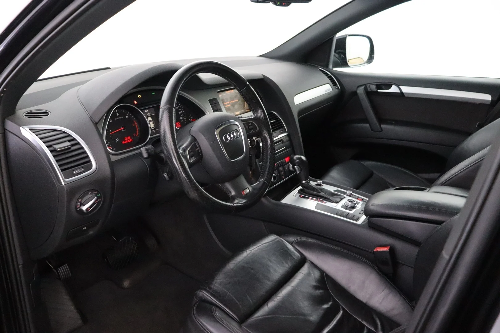 Car Image - 4cqvQ4bOET4iHTdt0v6H3f