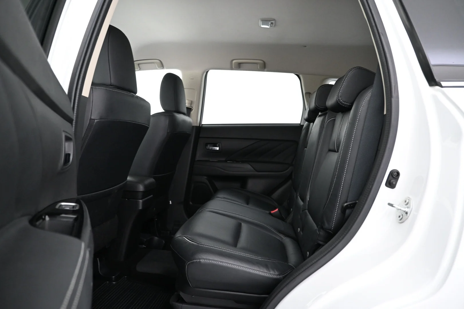 Car Image - 3H1i92Ydv3SxWo388aa8I6