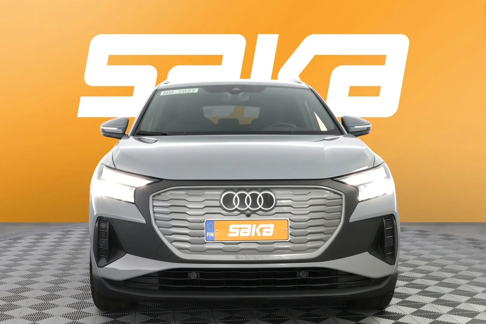 Car Image - 4zA6lbO5xYc18OSZOjR8Zv