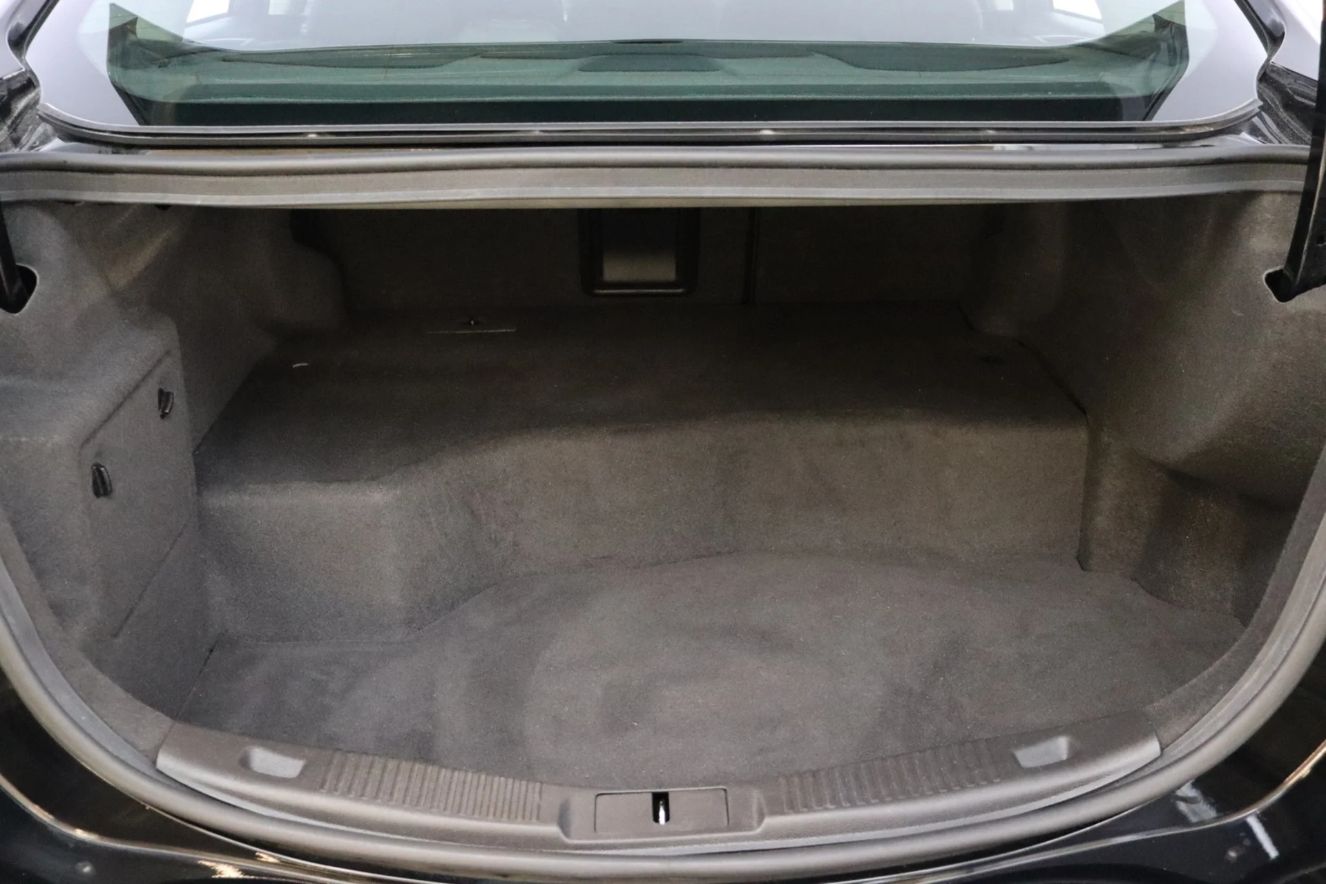 Car Image - 4qW6O2cyzH7qSvEE0dS5DX