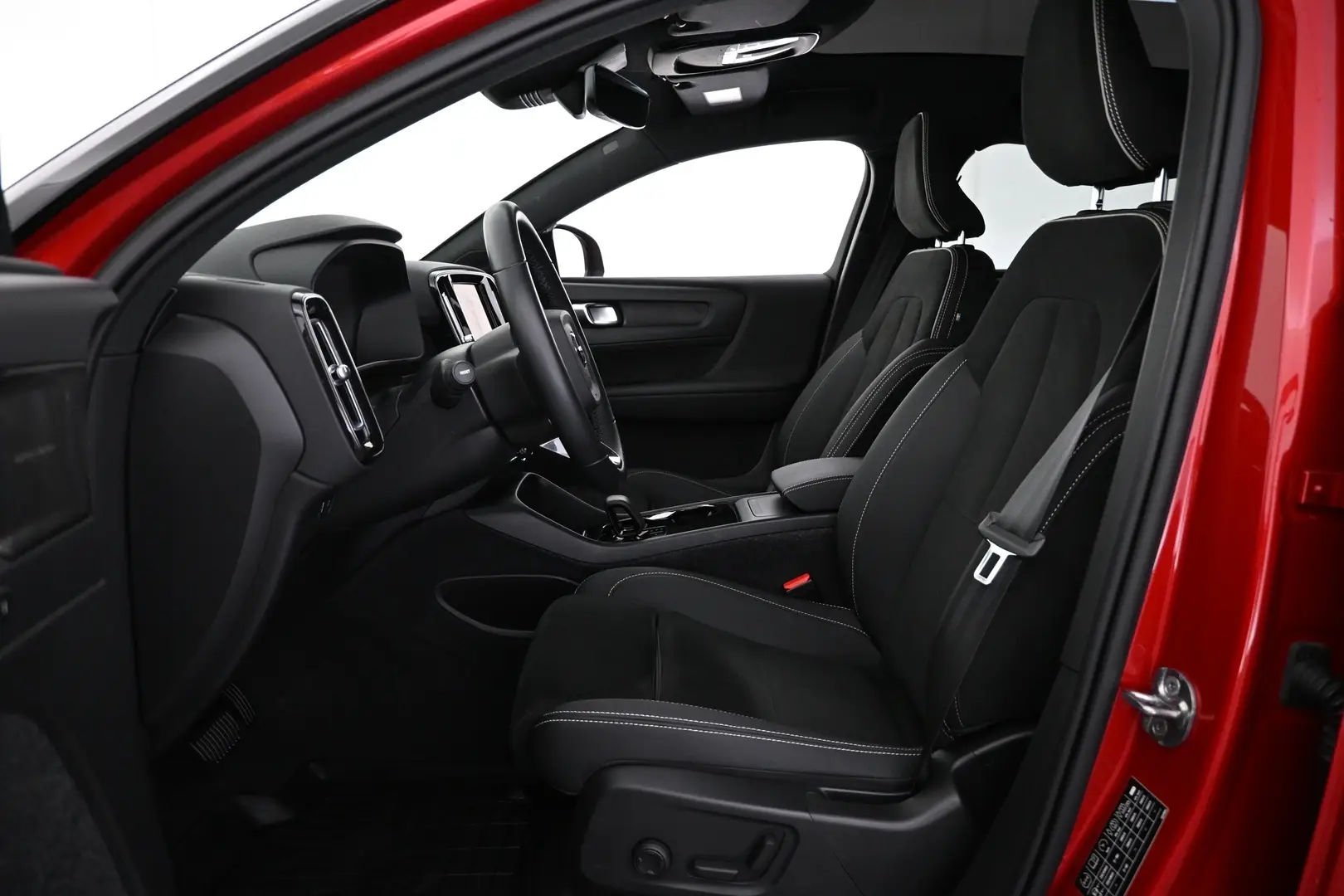 Car Image - 2KMtdDQWQxyVx5PM4By2IC