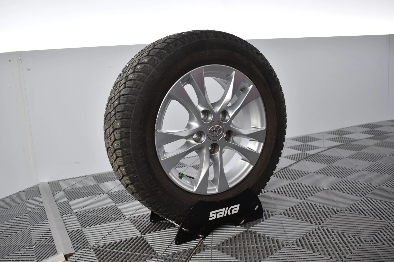 Car Image - 3YW6jIeCobeAV0lW4bbtxJ