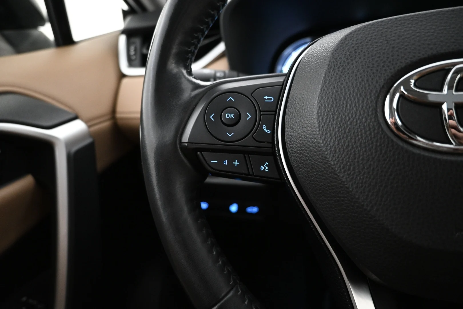 Car Image - 4Ma6SkeFH4w6tMdlkjm2K3