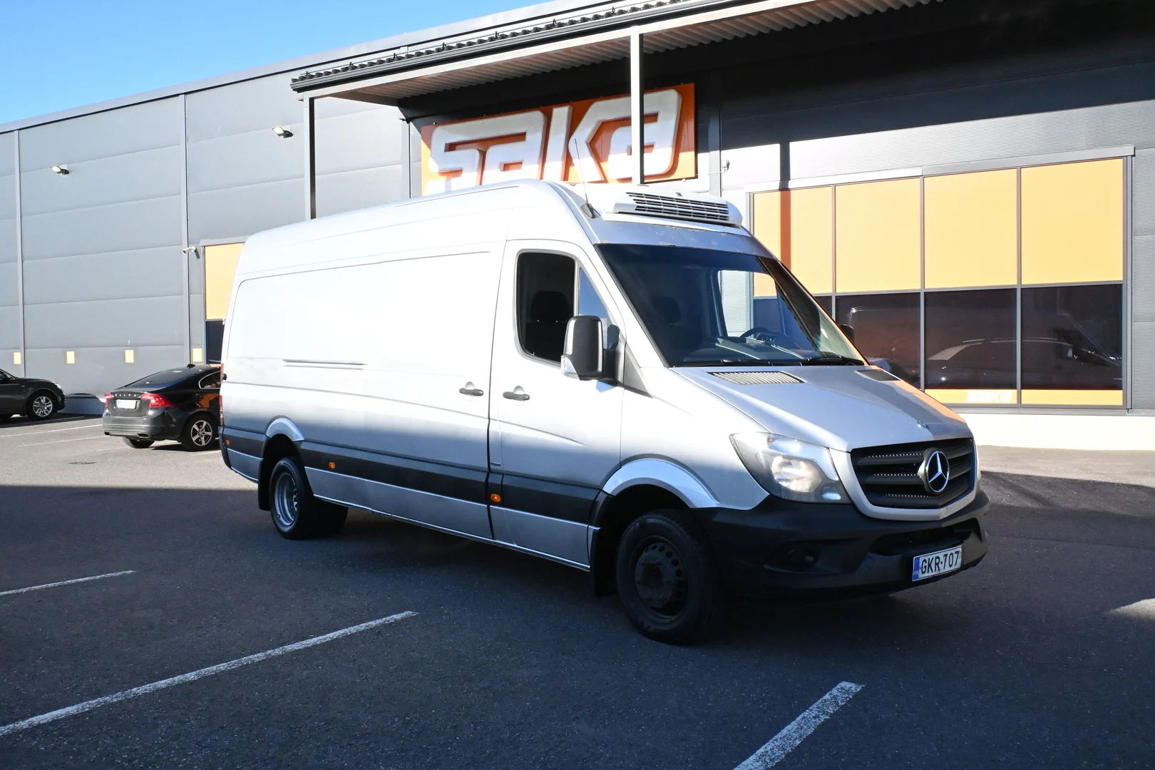Car Image - 1LzQFhSKA9xlrsuJf2gI8g