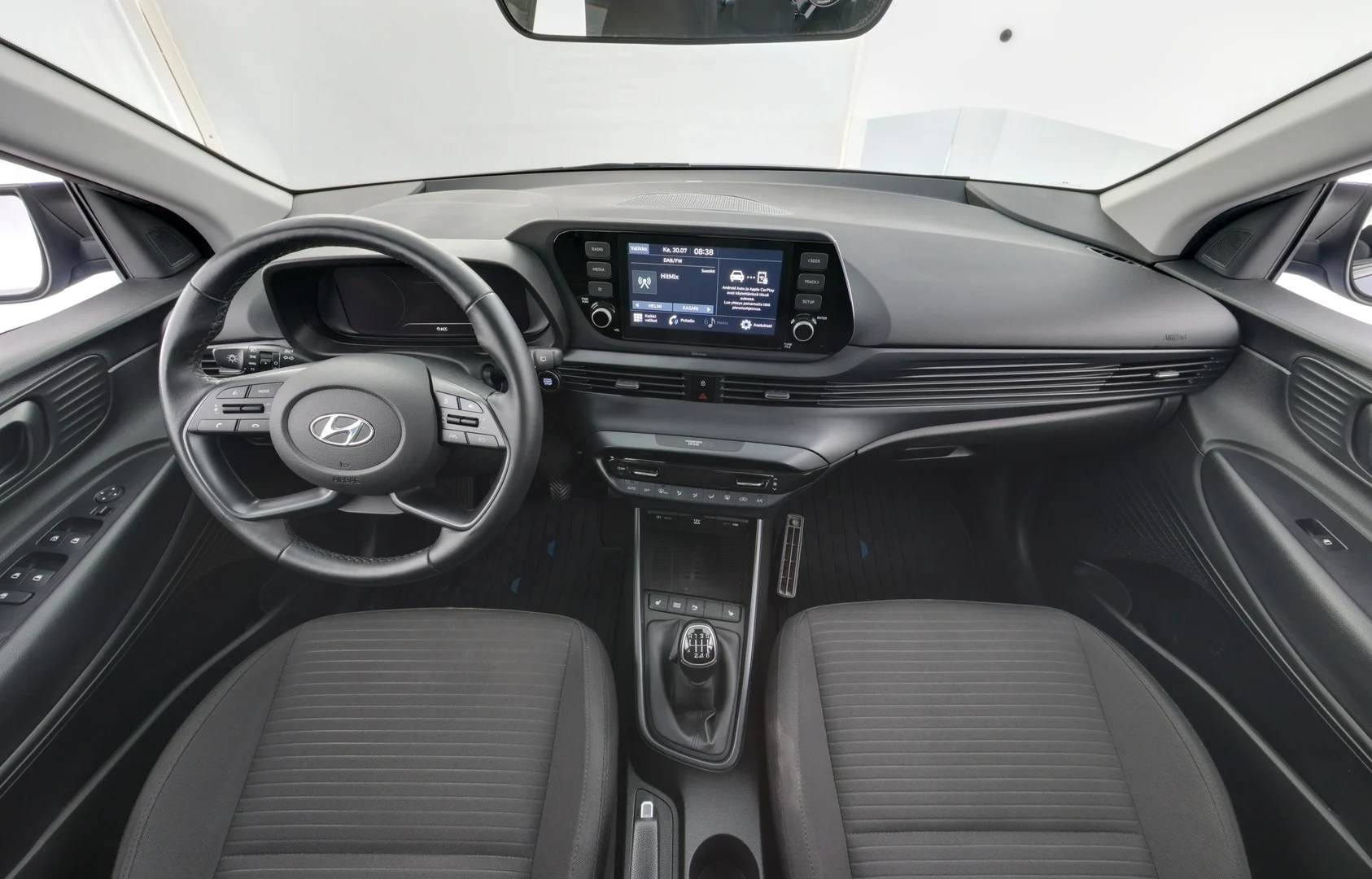 Car Image - 2Og15ClND1J4XXu0747K4r