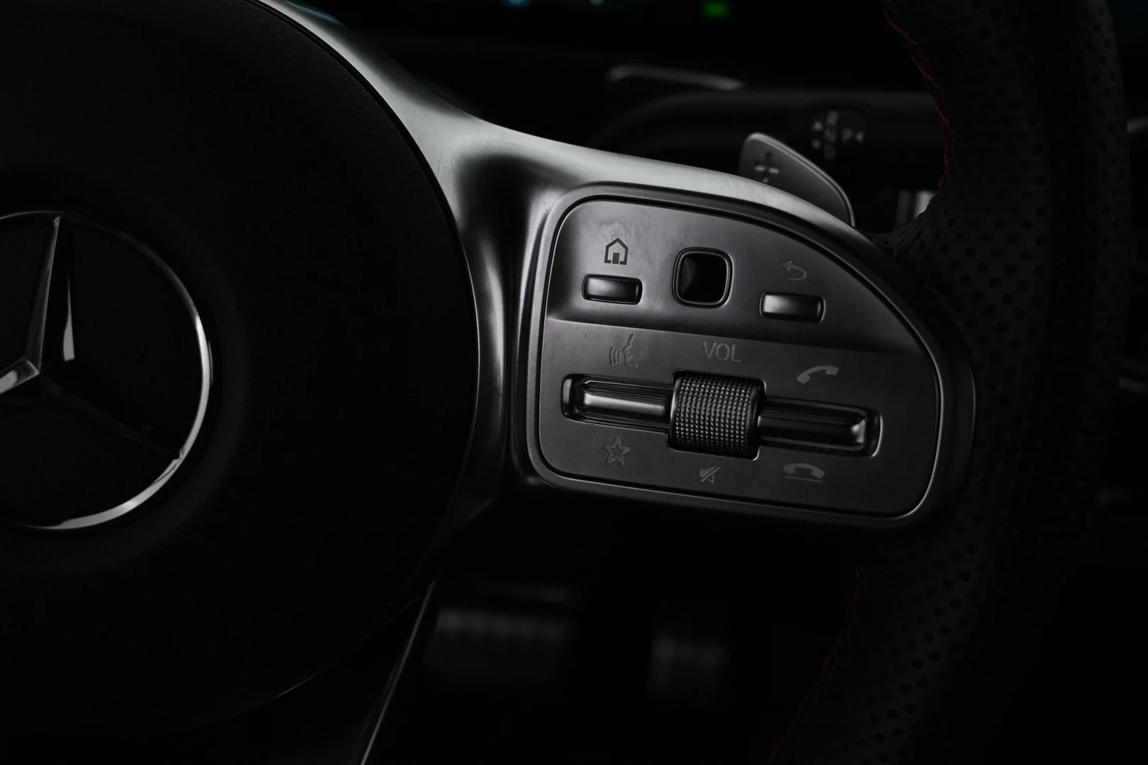 Car Image - 16hDUevv5ckY0itYuxXqwL