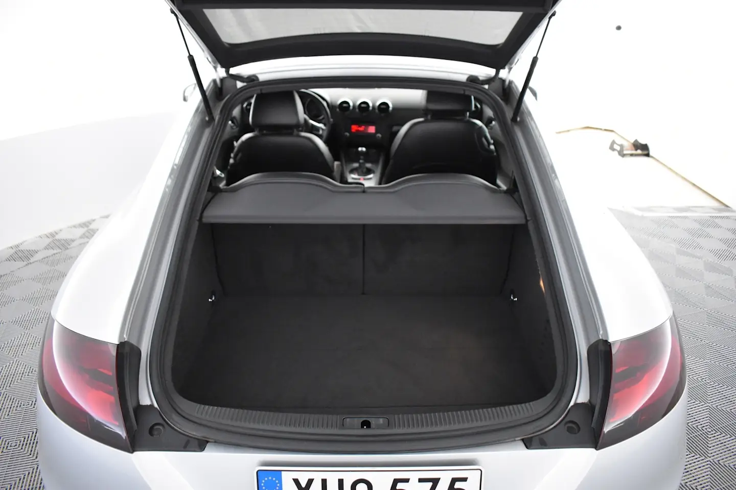 Car Image - 5qE184vT2qtclcE37GxlMZ