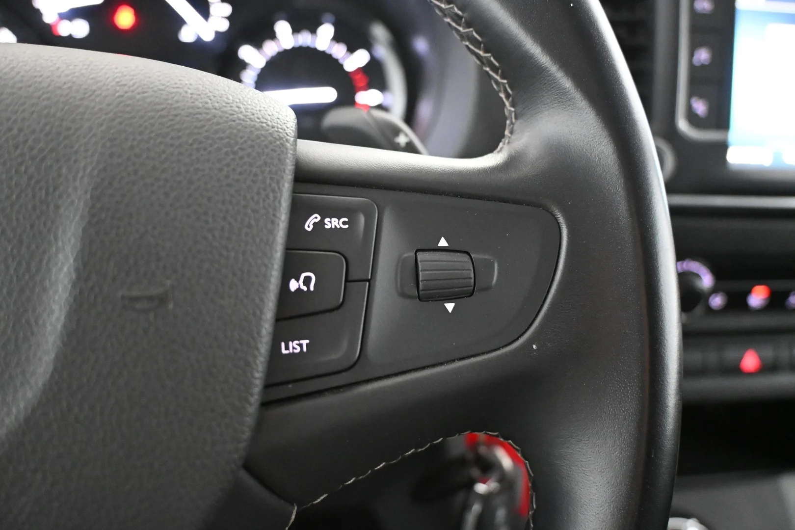 Car Image - 6x8Dh9a58tMlGGCjGAJT14