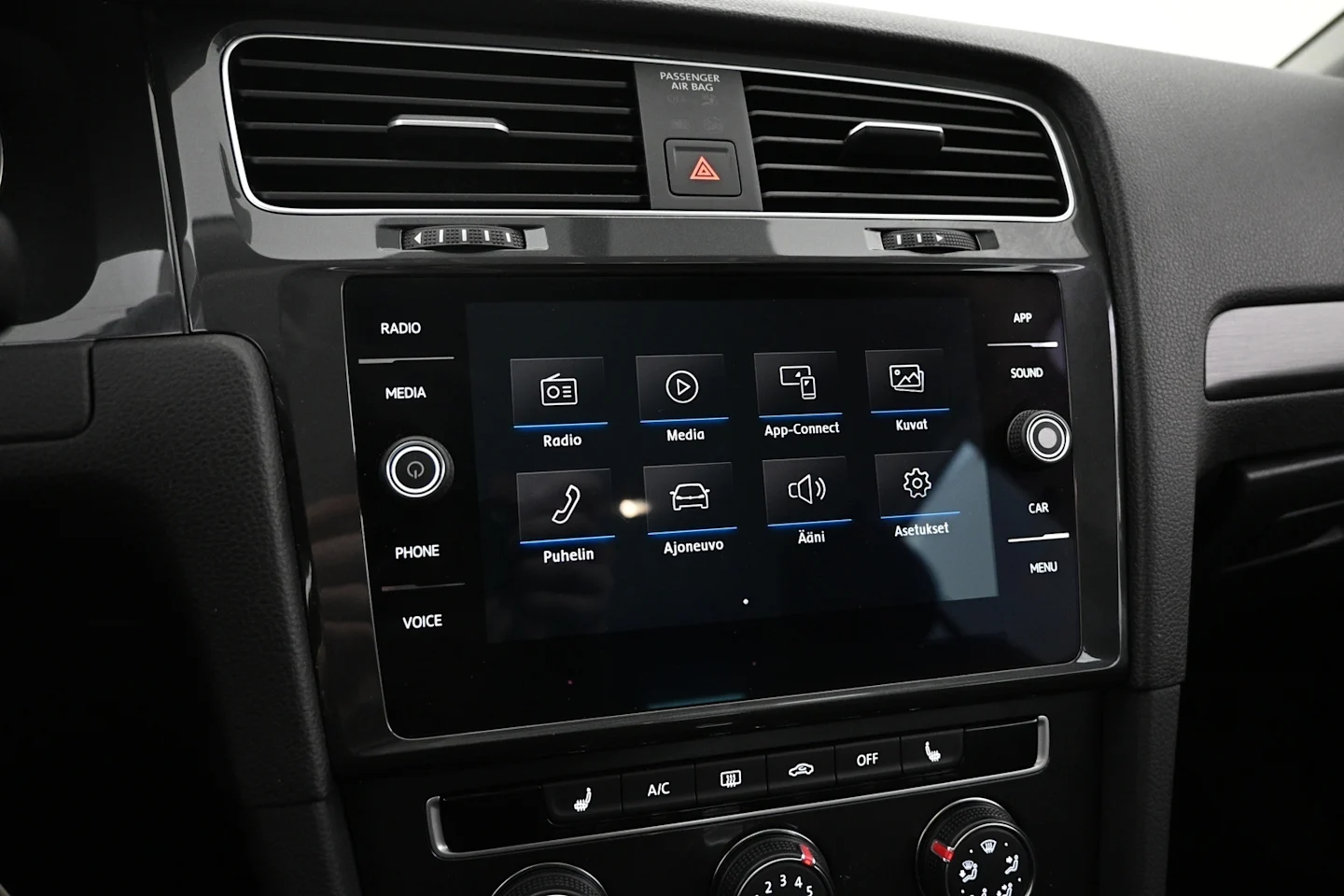Car Image - 2DR7Ow70Xvn5tIHEfbgVDG