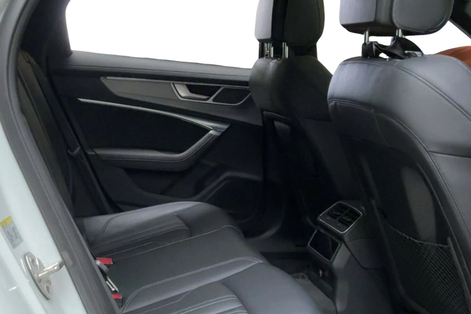 Car Image - 36G9RnSKAmJ4iW59zGGLnU