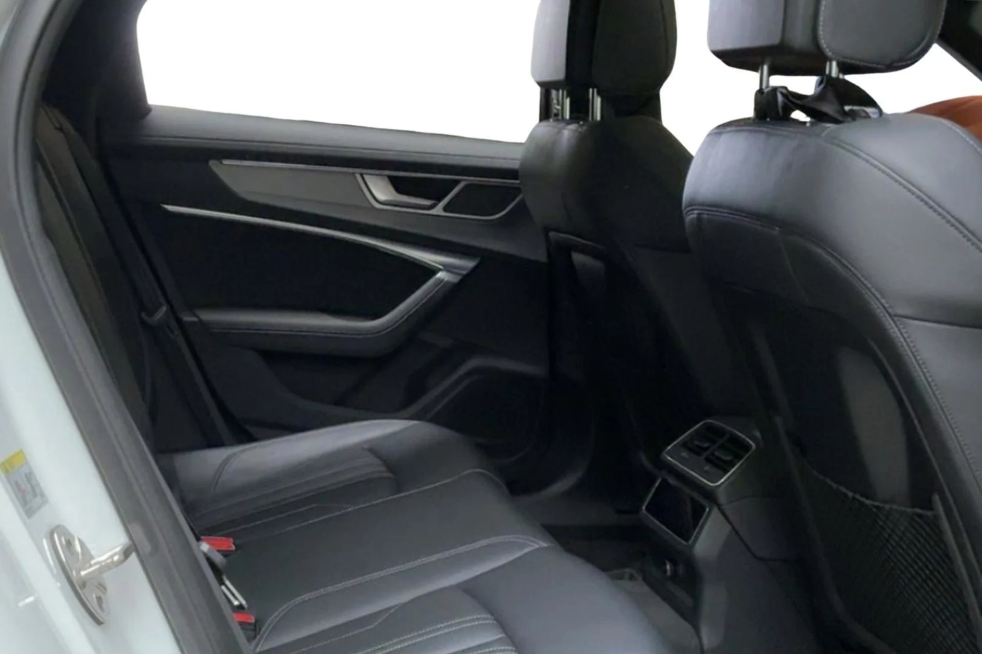 Car Image - 36G9RnSKAmJ4iW59zGGLnU