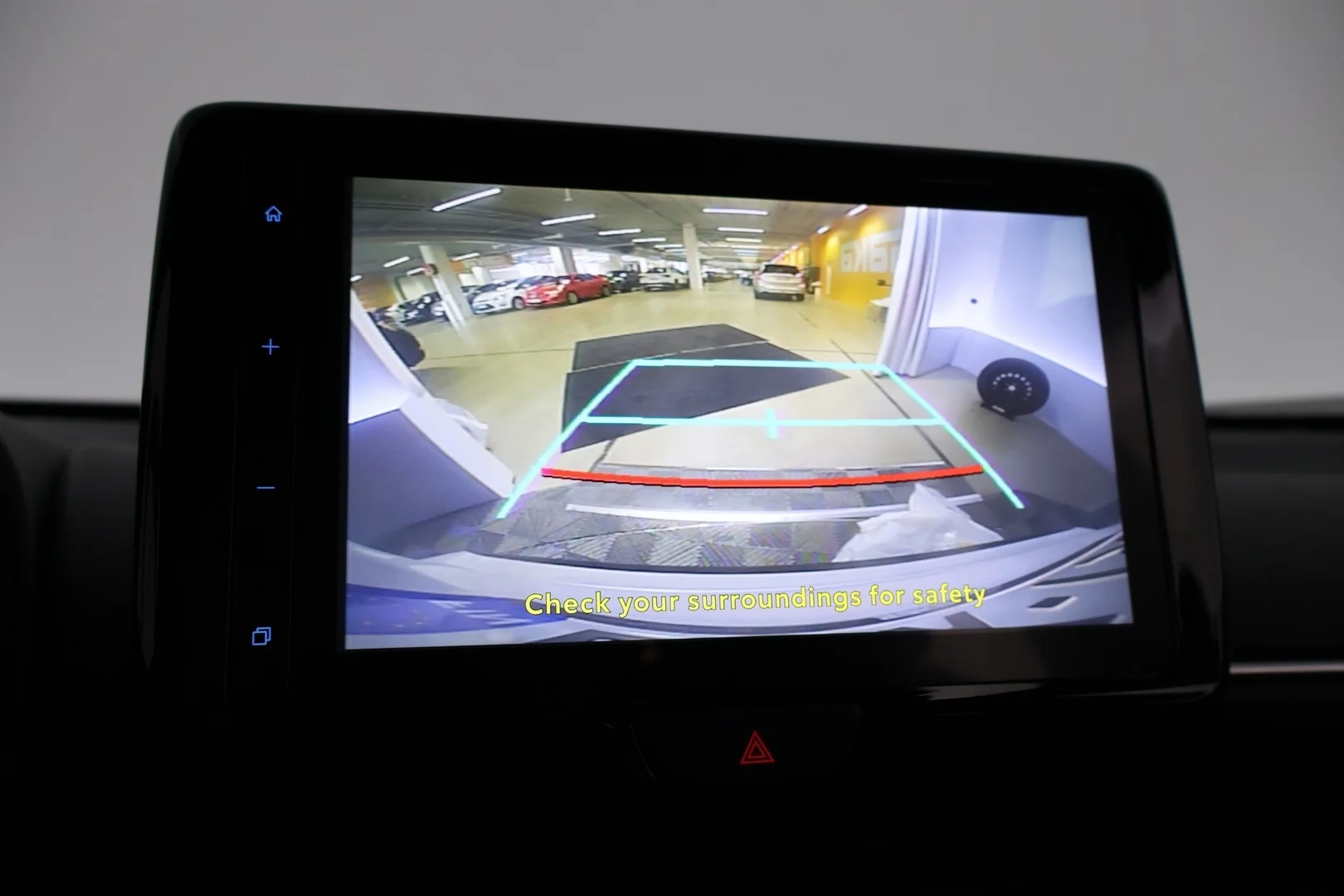 Car Image - 6wmxATAM5DEZEhz0ebOCQQ